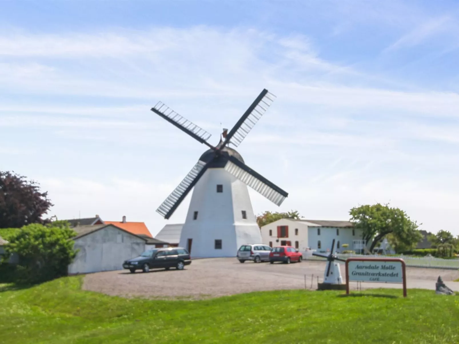 "Annvy" - 1km from the sea