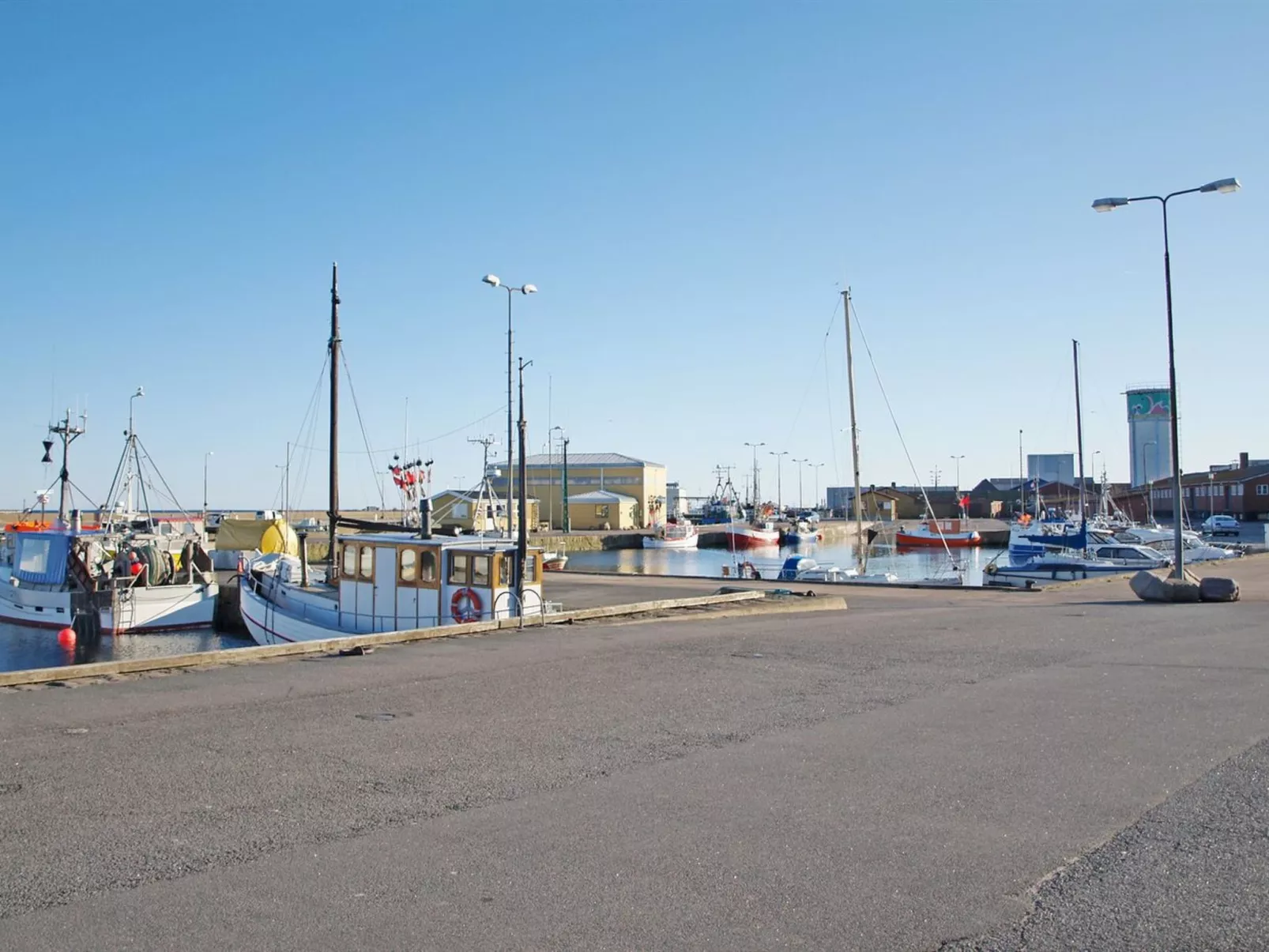 "Annvy" - 1km from the sea