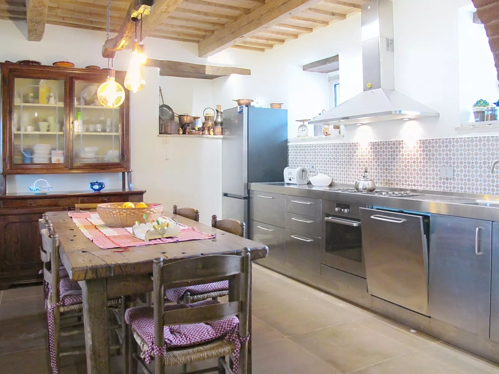 Il Casolare e il Fienile - Binnen