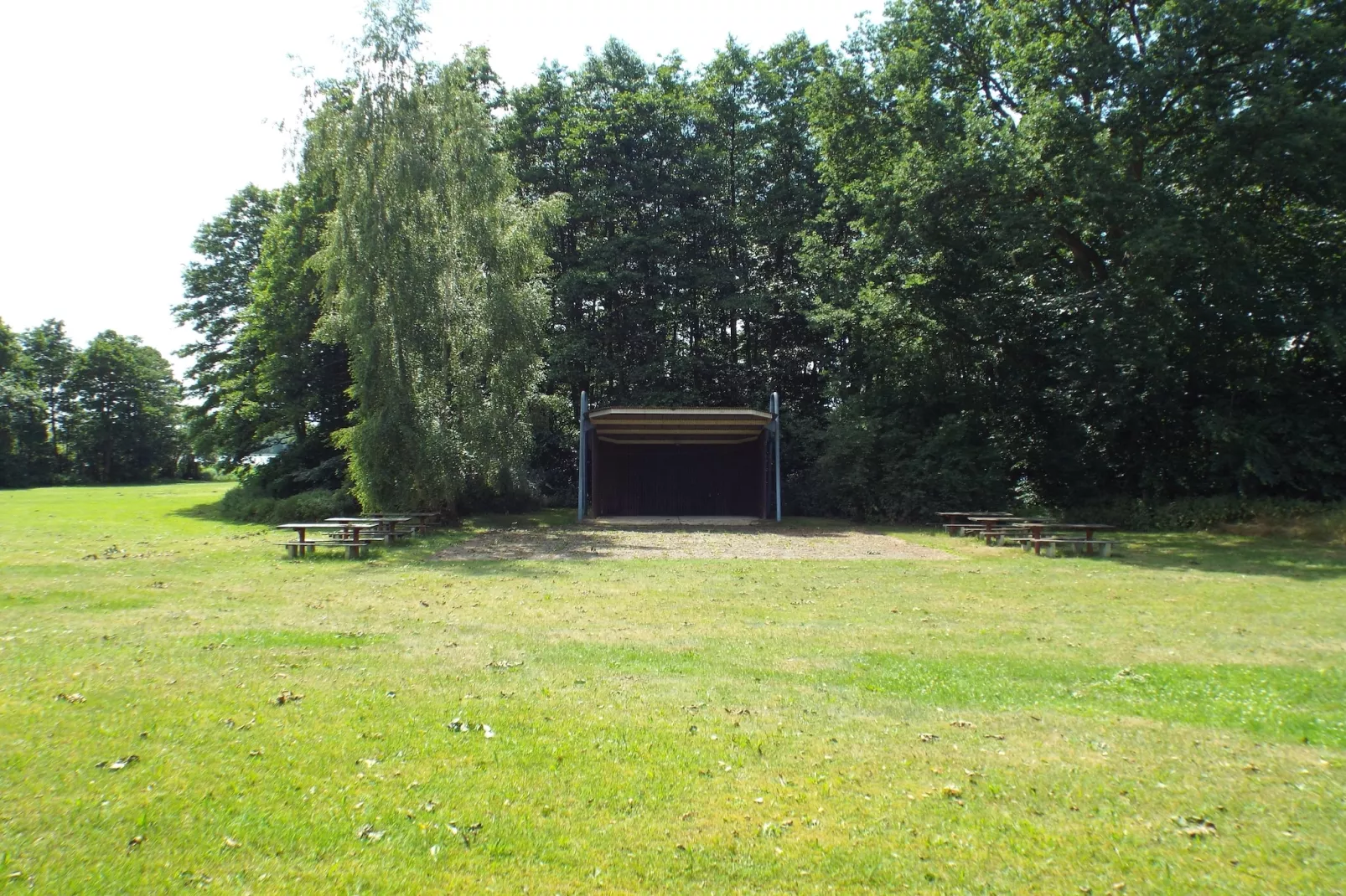 Bungalow Schlowe Am See 4 P - Uitzicht zomer