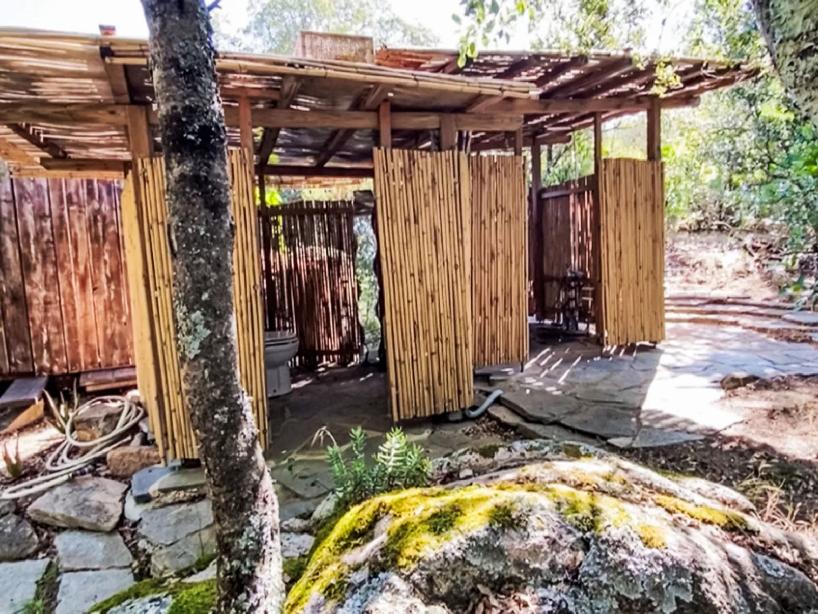 La Casetta Di Legno Nel Bosco - Buiten