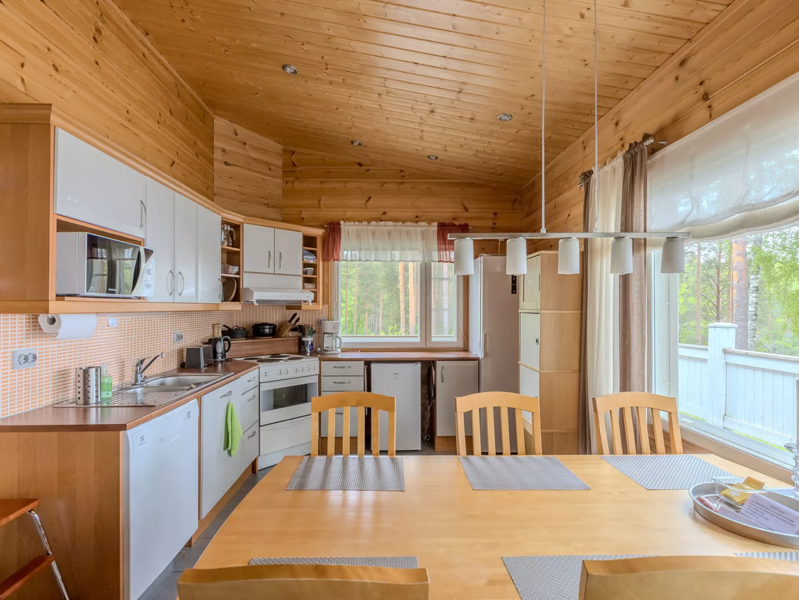 Kainalolahti - Binnen