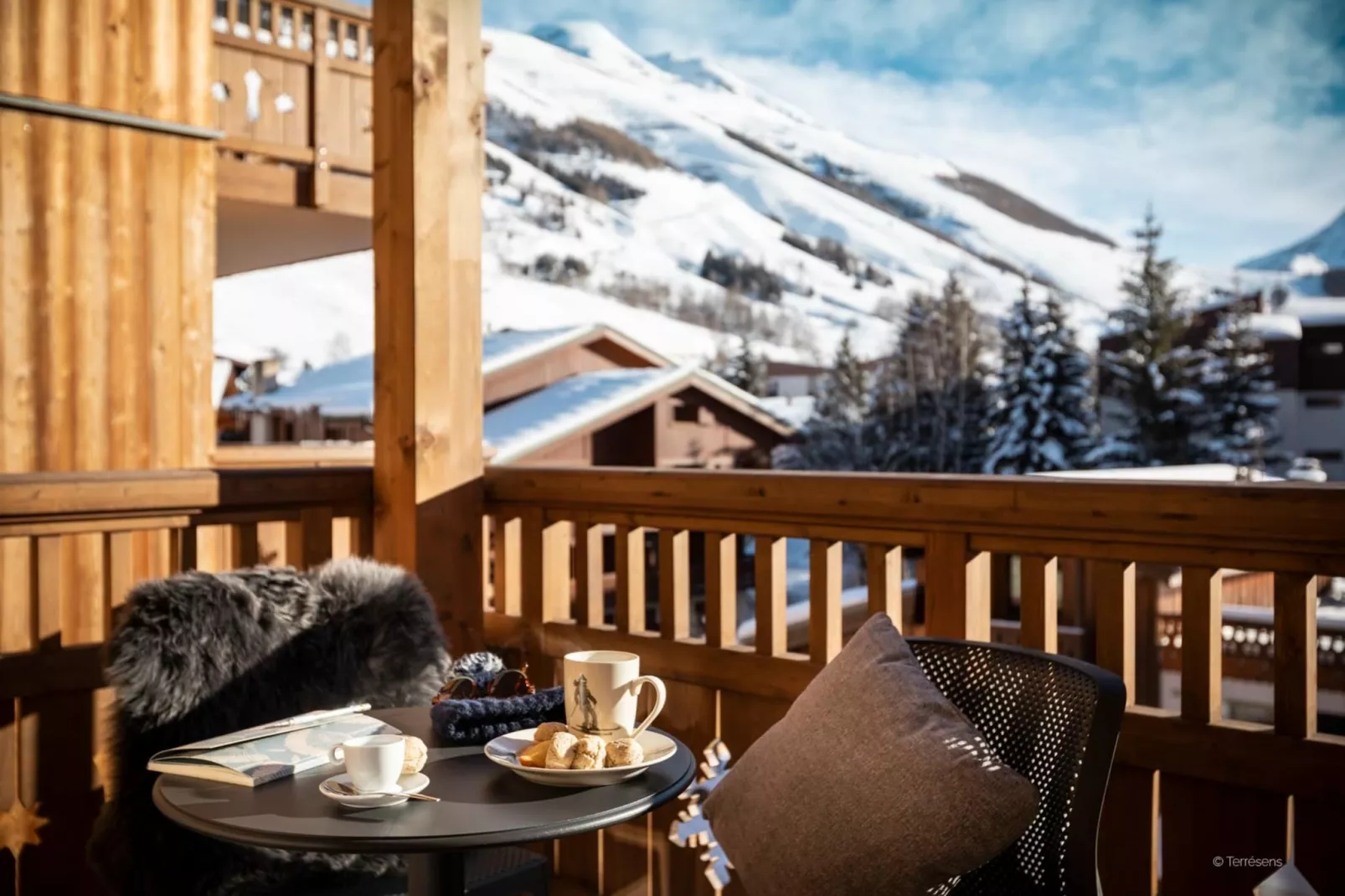 LES DEUX ALPES Neige et Soleil -A40S - Terrasbalkon