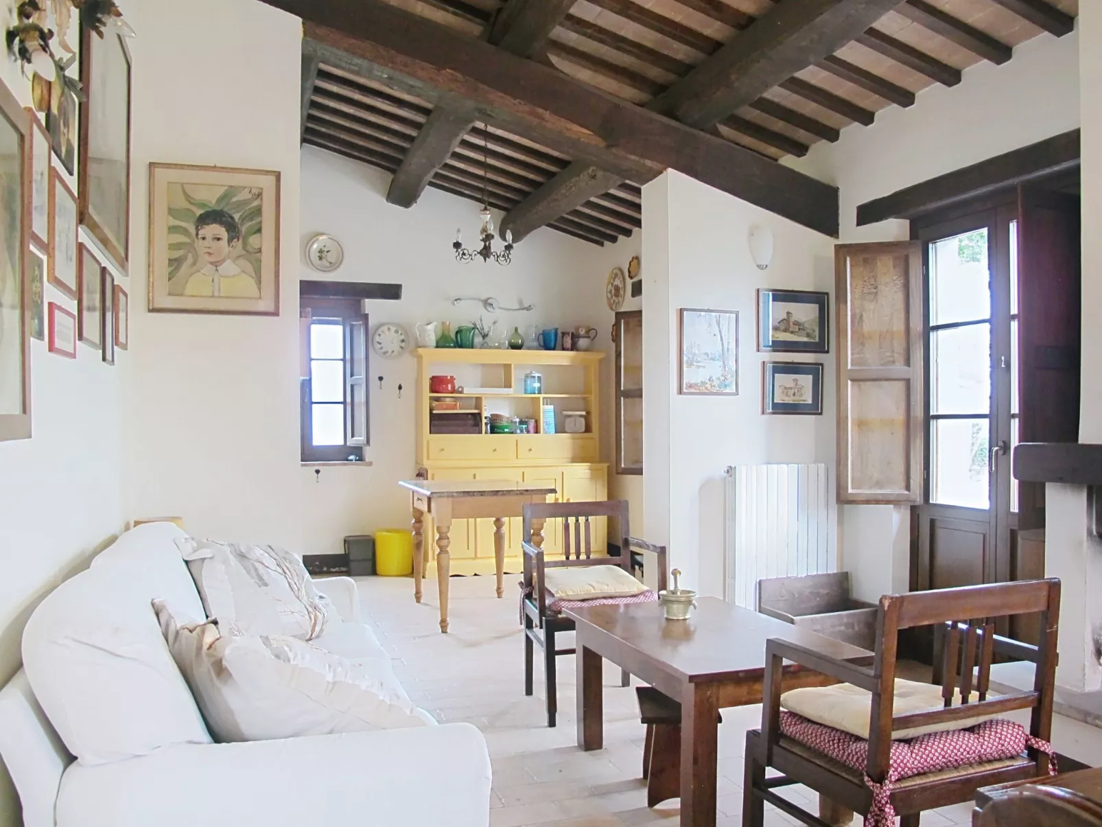 Il Casolare e il Fienile - Binnen