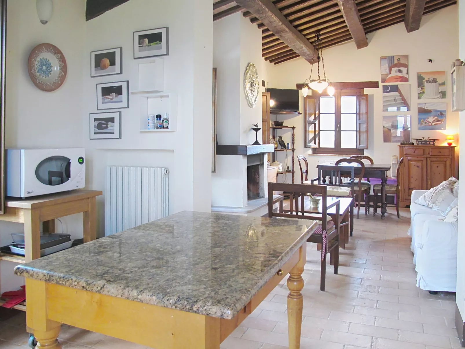 Il Casolare e il Fienile - Binnen