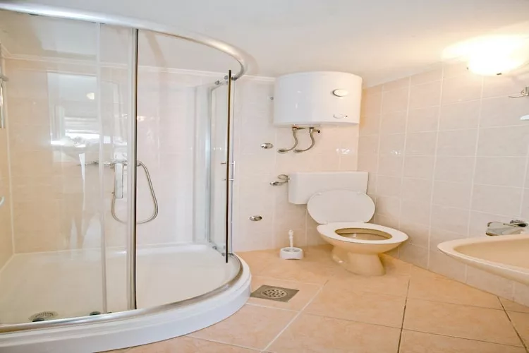 Apartments Ane - Two Bedroom Apartment with Terrace and Sea View - Badkamer