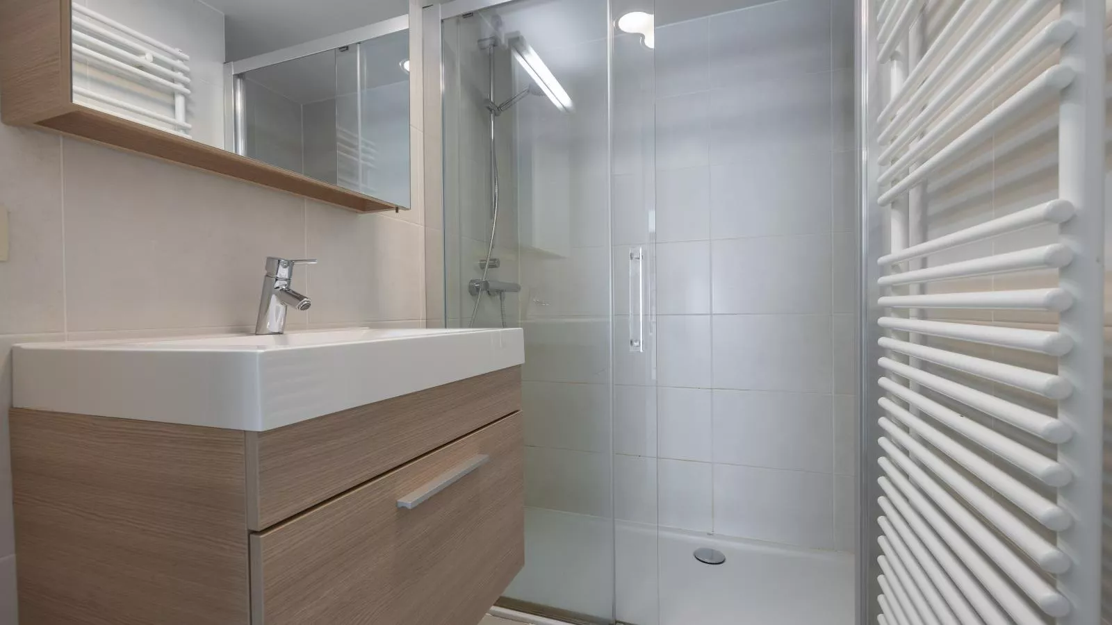 Baros - 0001 - Badkamer