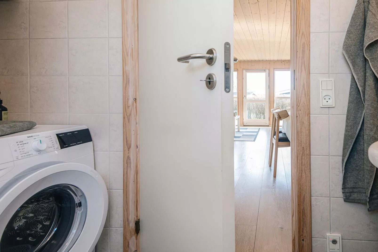 Moderne hut bij het strand -- By Traum Ferienwohnungen - Binnen