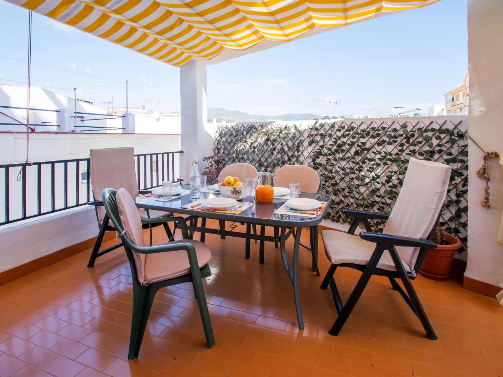 Happy House - Buiten