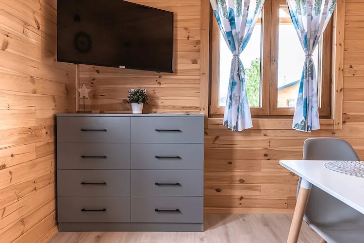 Osada Trzy Siostry domek nr 4 dla 6 osób Duszniki - Woonkamer