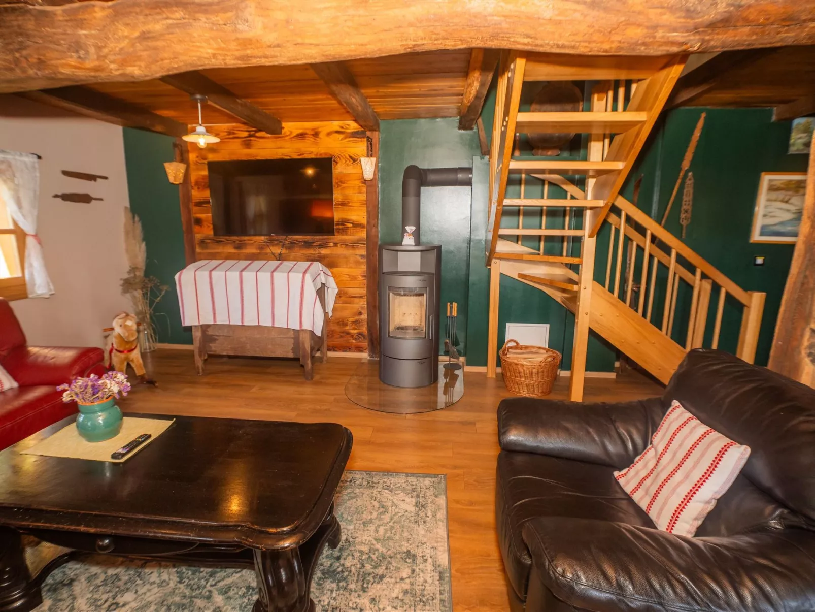 House Tri srca - Binnen