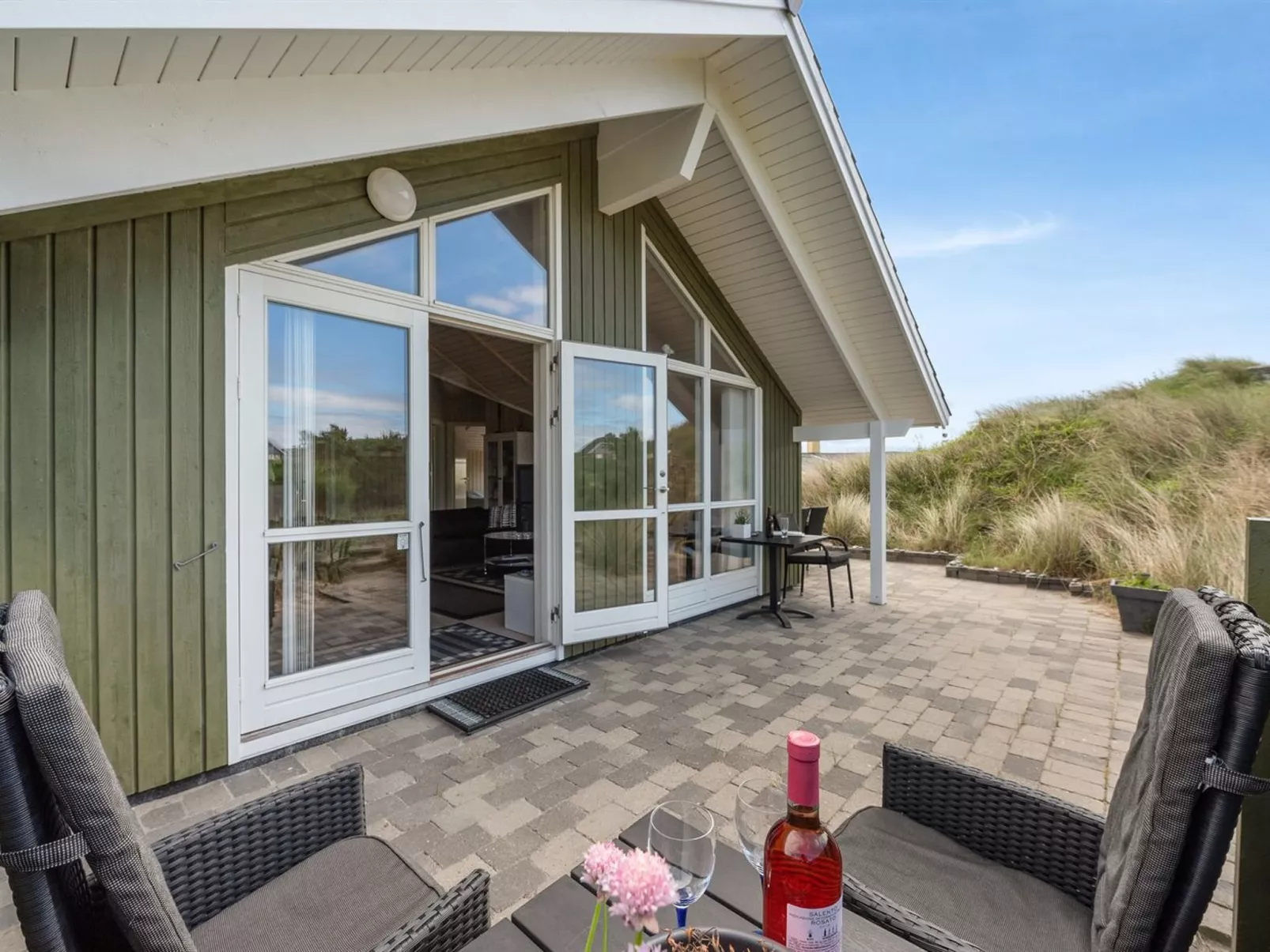 "Finnja" - 400m from the sea - Buiten