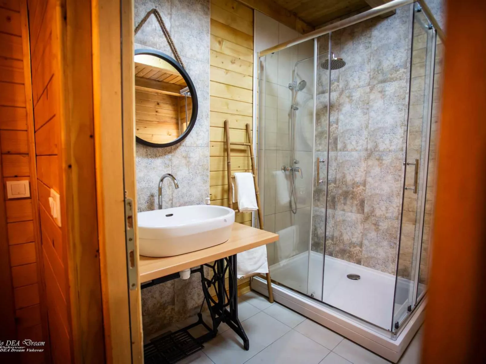 House Drvena kuća Vučedol - Binnen