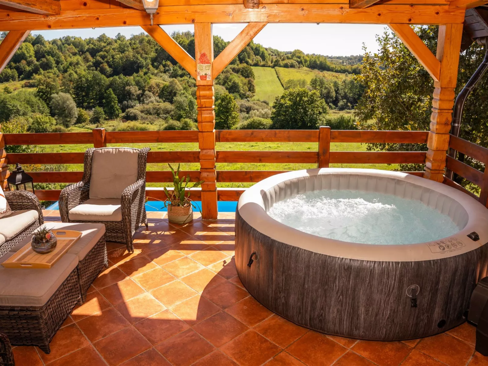 House Tri srca - Buiten