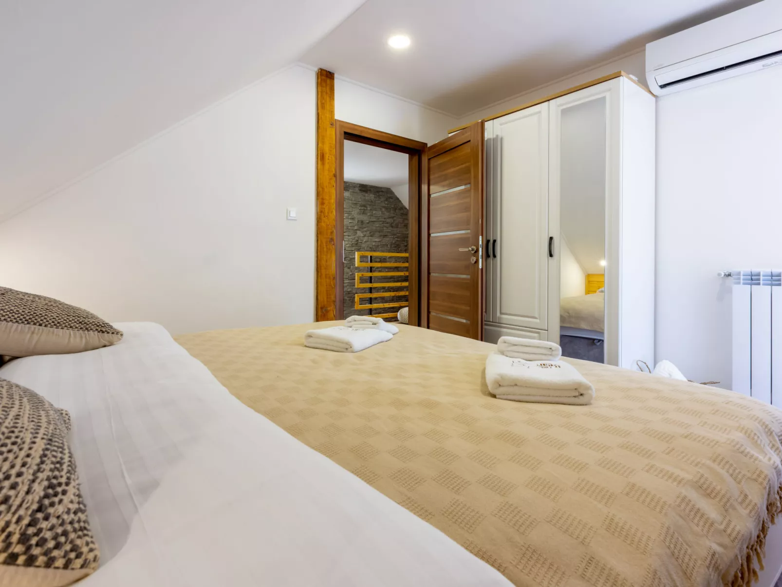 House Mali Medo - Binnen