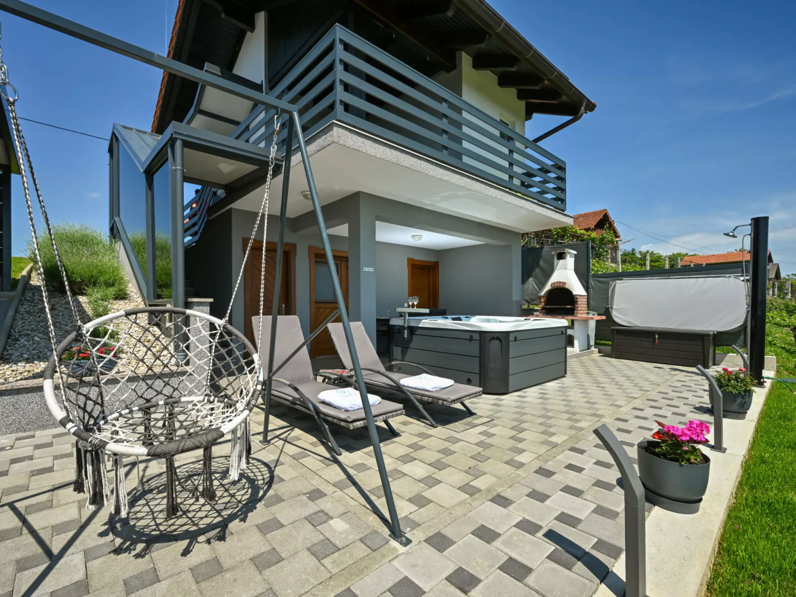 House View&Wine - Buiten