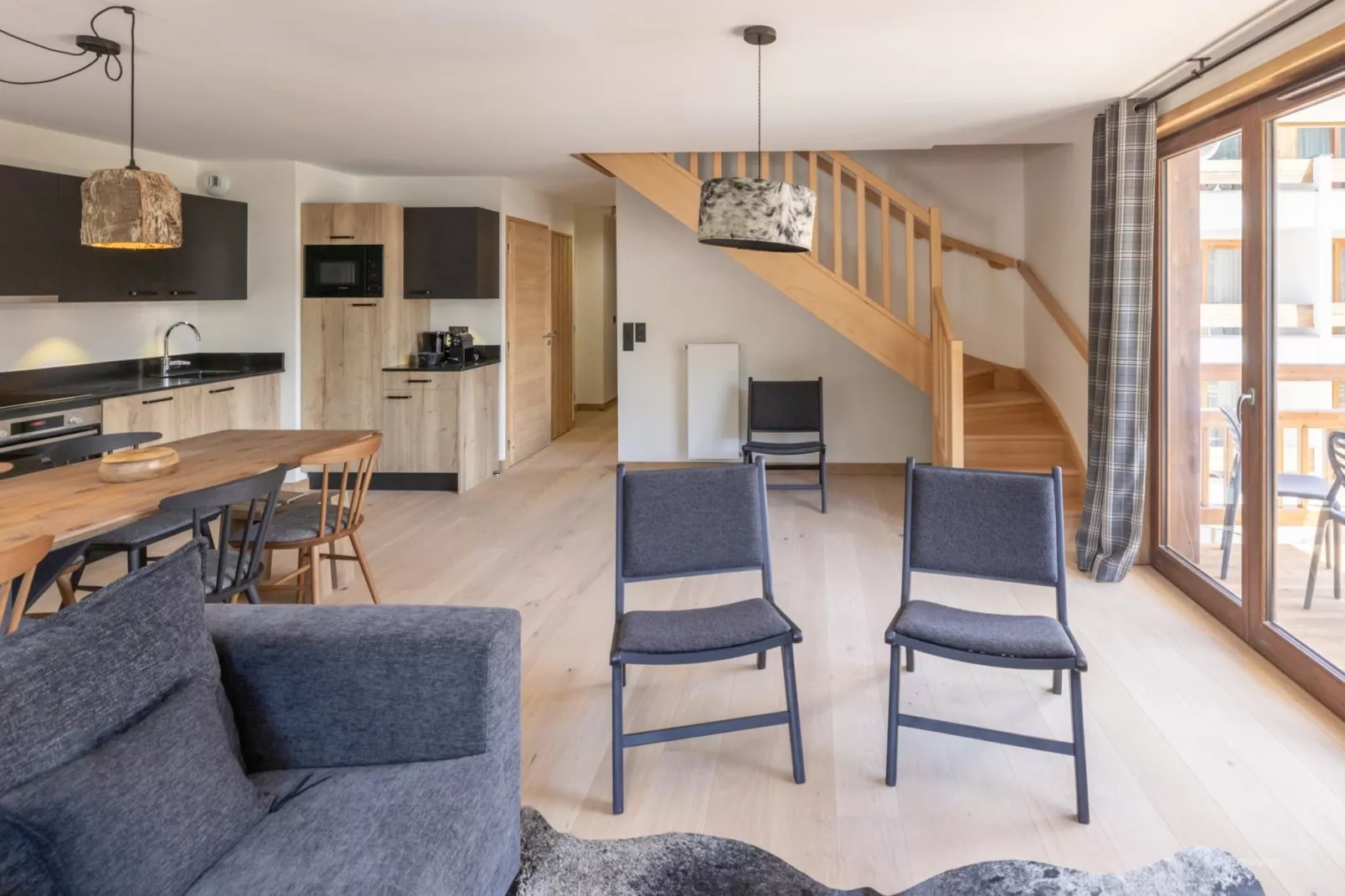 SERRE CHEVALIER Le Cristal Lodge-A40P - Woonkamer