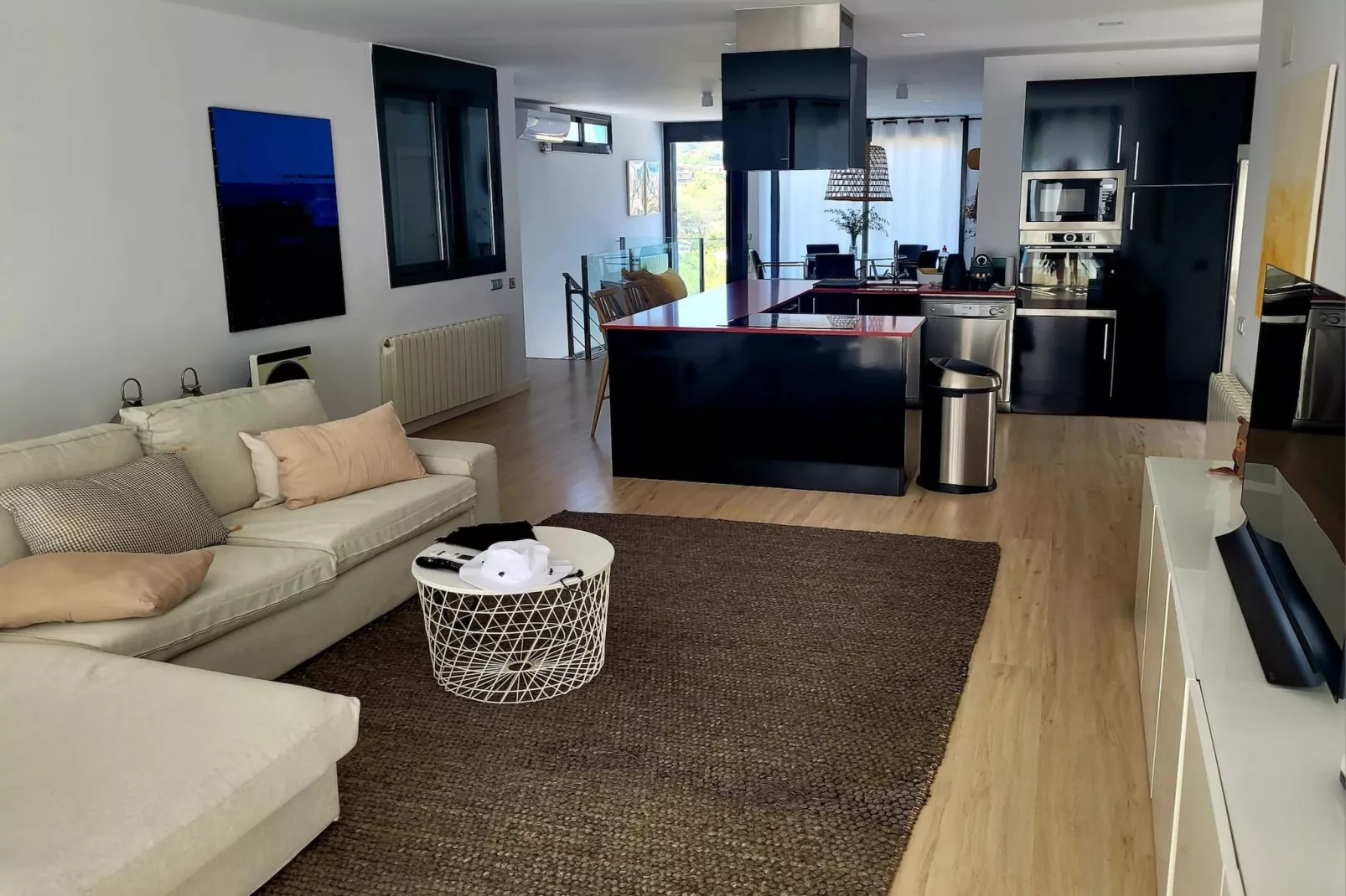 Villa con hermosa piscina cerca de Sitges