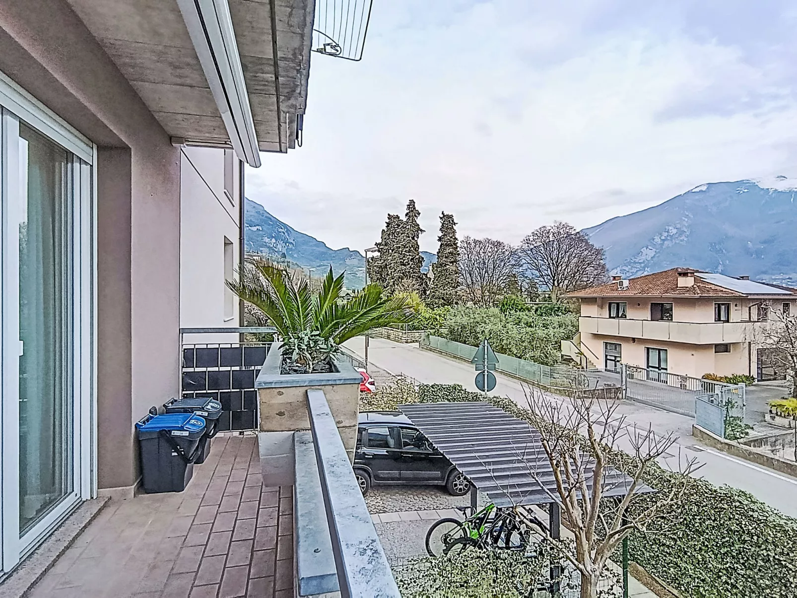 Garda Oasis and Horizon - Buiten