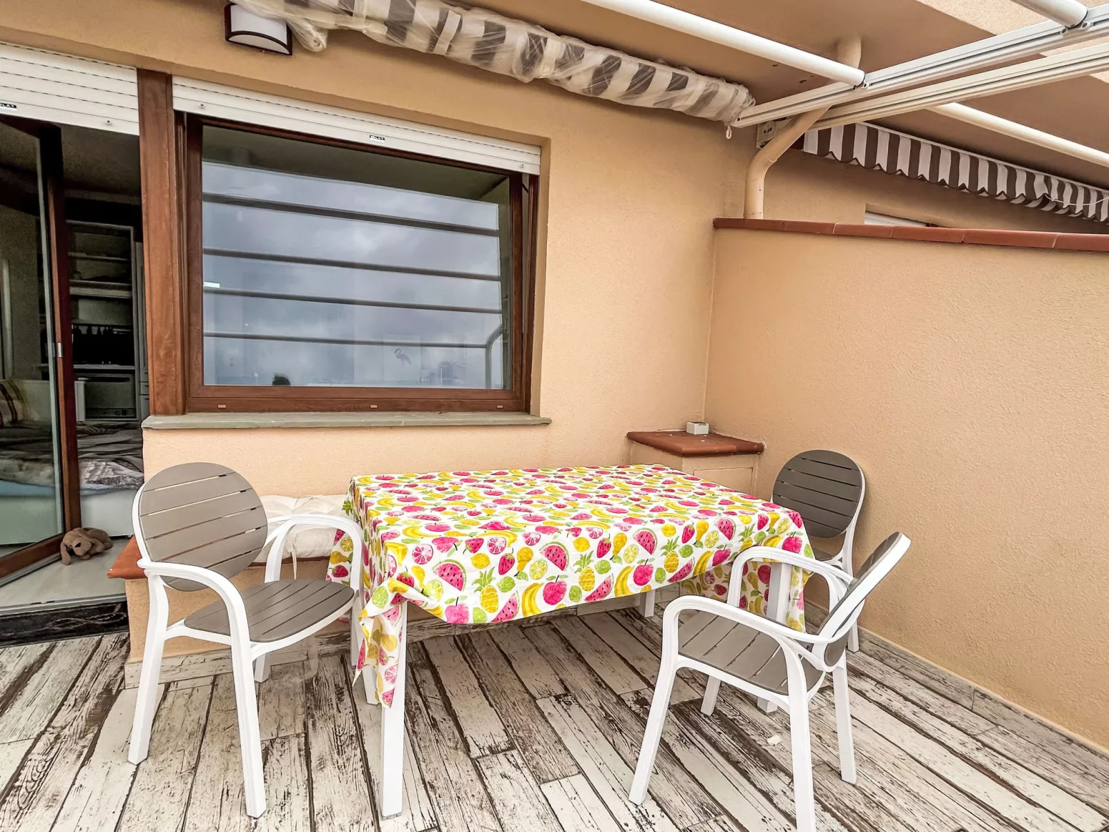 Rosa di sera - Binnen