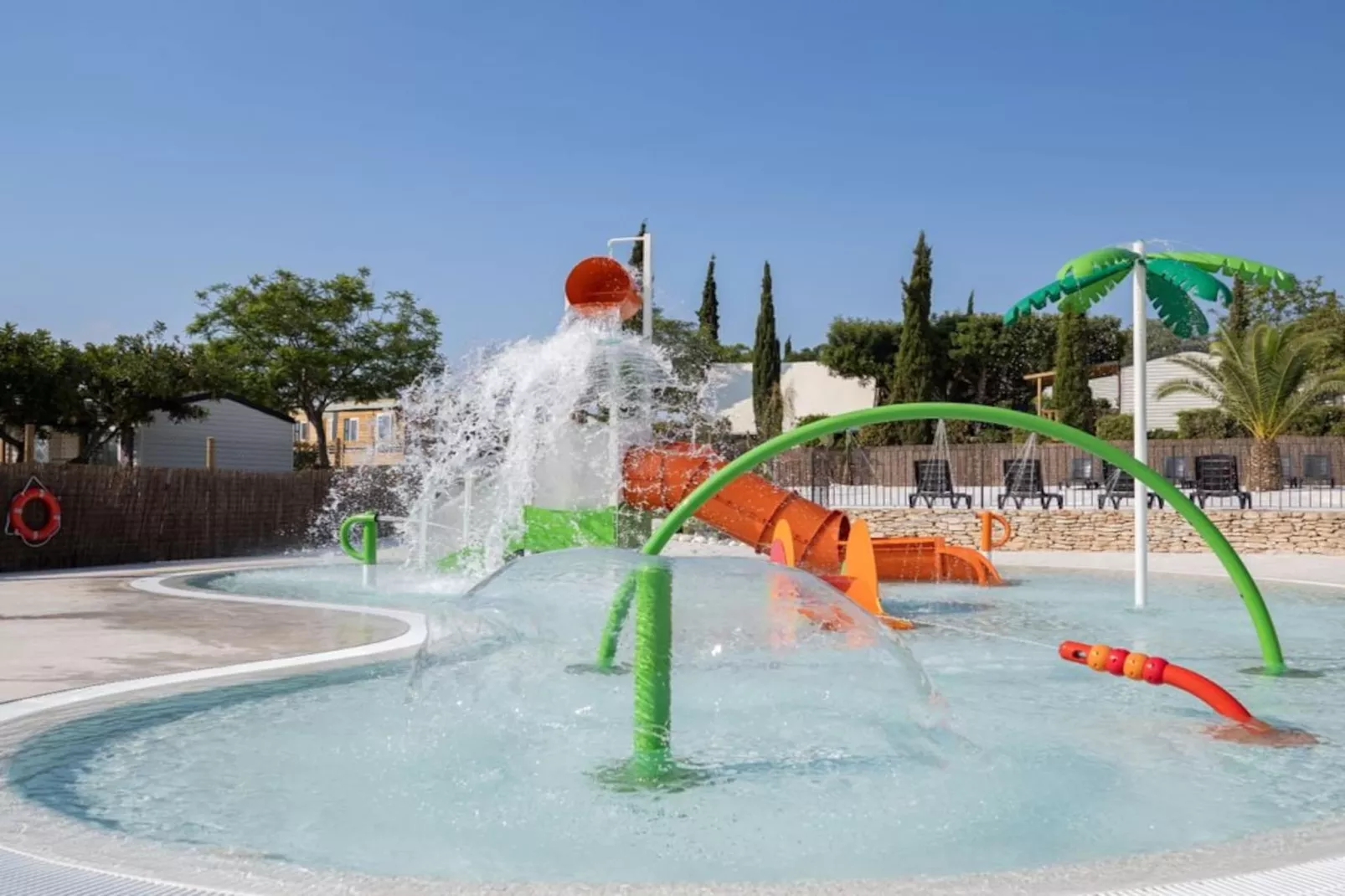 Mobil-home | Classic | 2 Bedrooms | 4/6 Pers. | Raised terrace | Air-con. - Niet-getagd