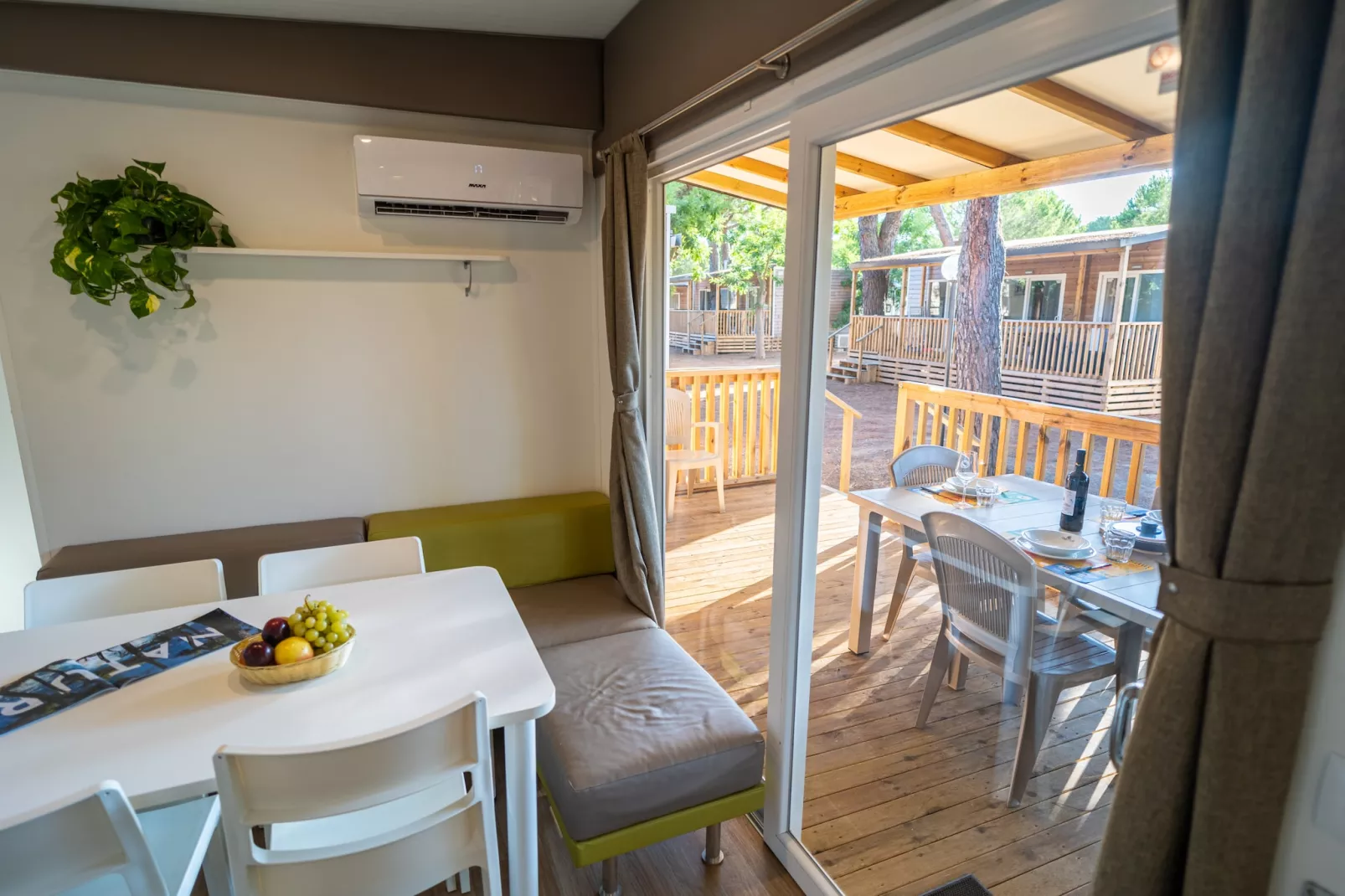 Club del Sole Orbetello Family Collection / LODGE DELUXE max cap 4 pax - Woonkamer