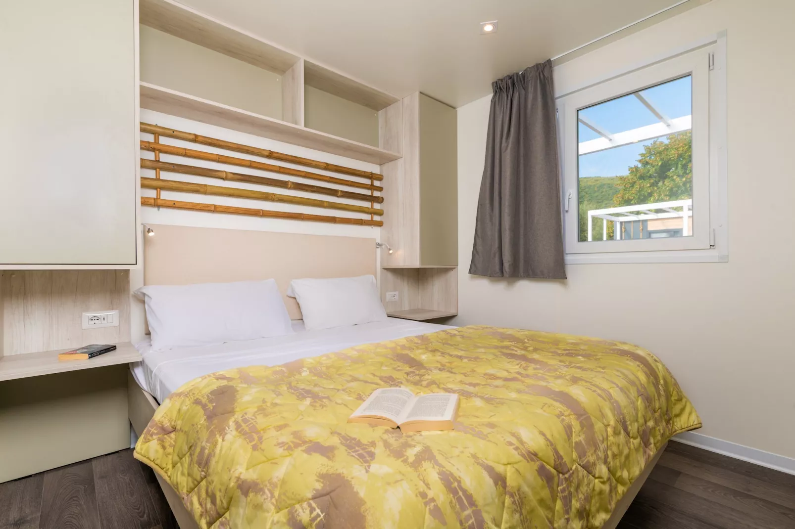 Camping Oliva / PREMIUM mobile home 4 persons PRE4 - Slaapkamer