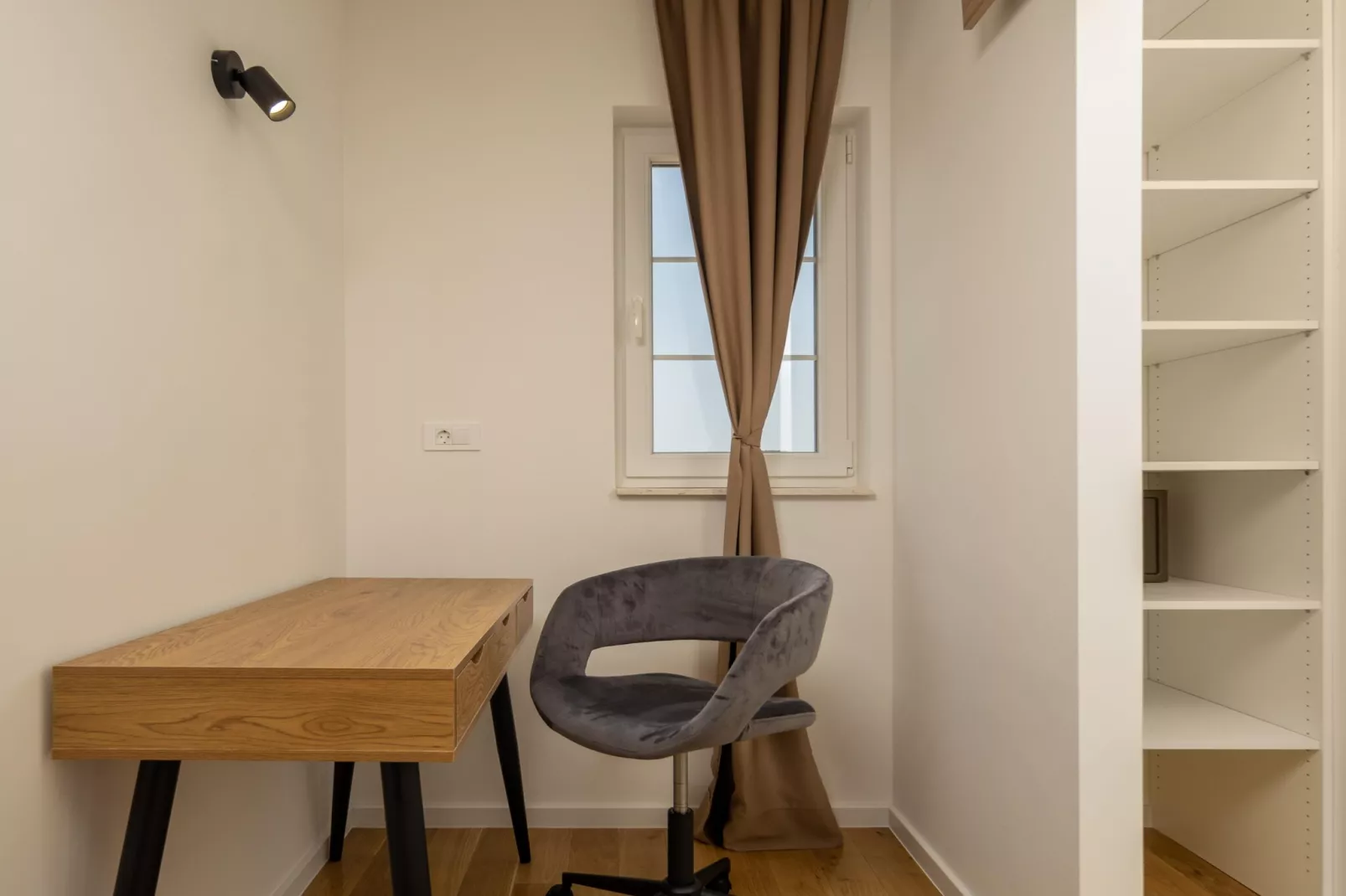 VILLA ROYAL STONE - Overloop