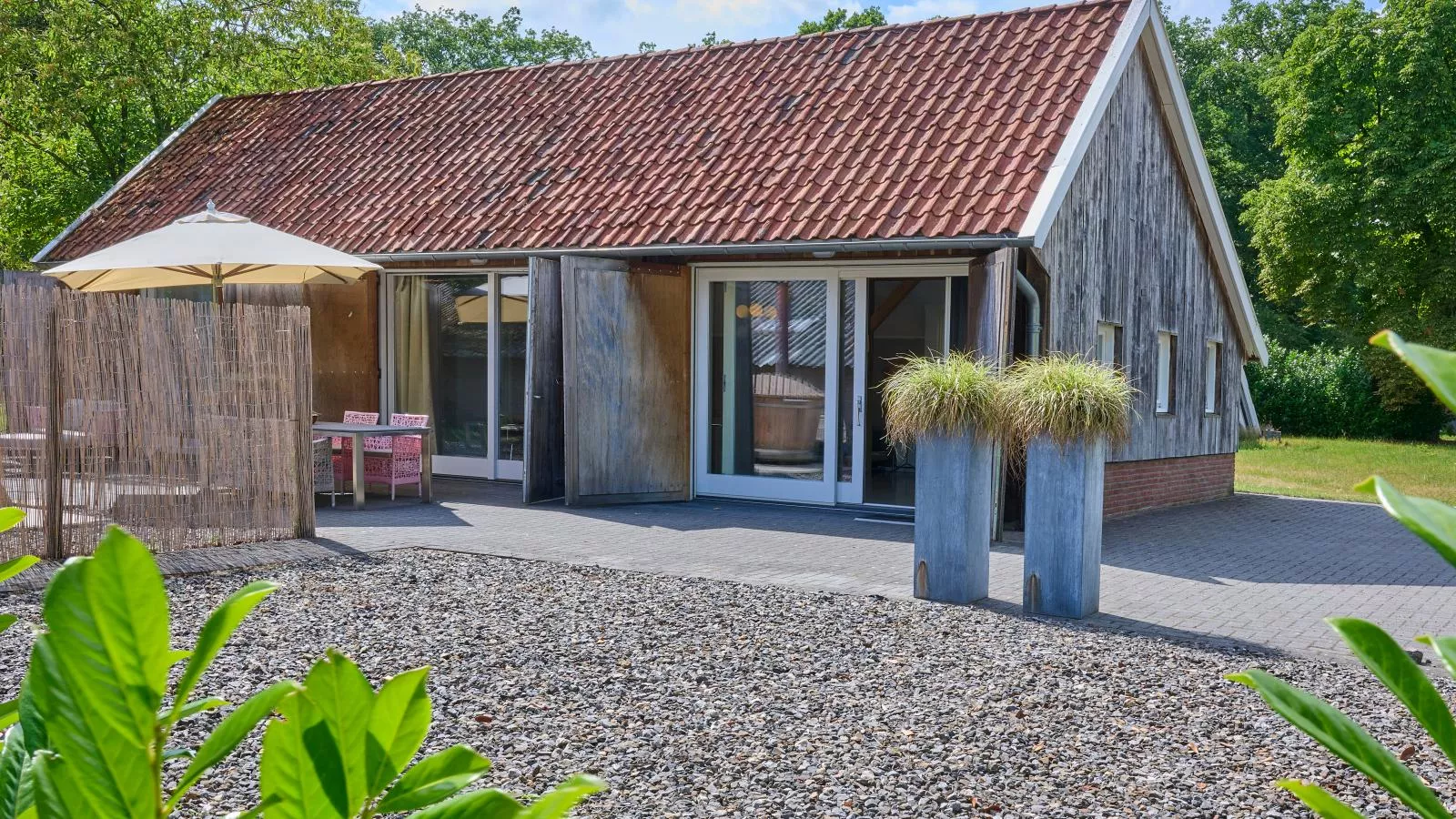 Farmers Lodge Combi - Tuinen zomer