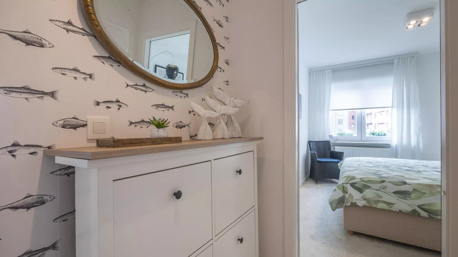 Rising Sun - 0101 - Binnen