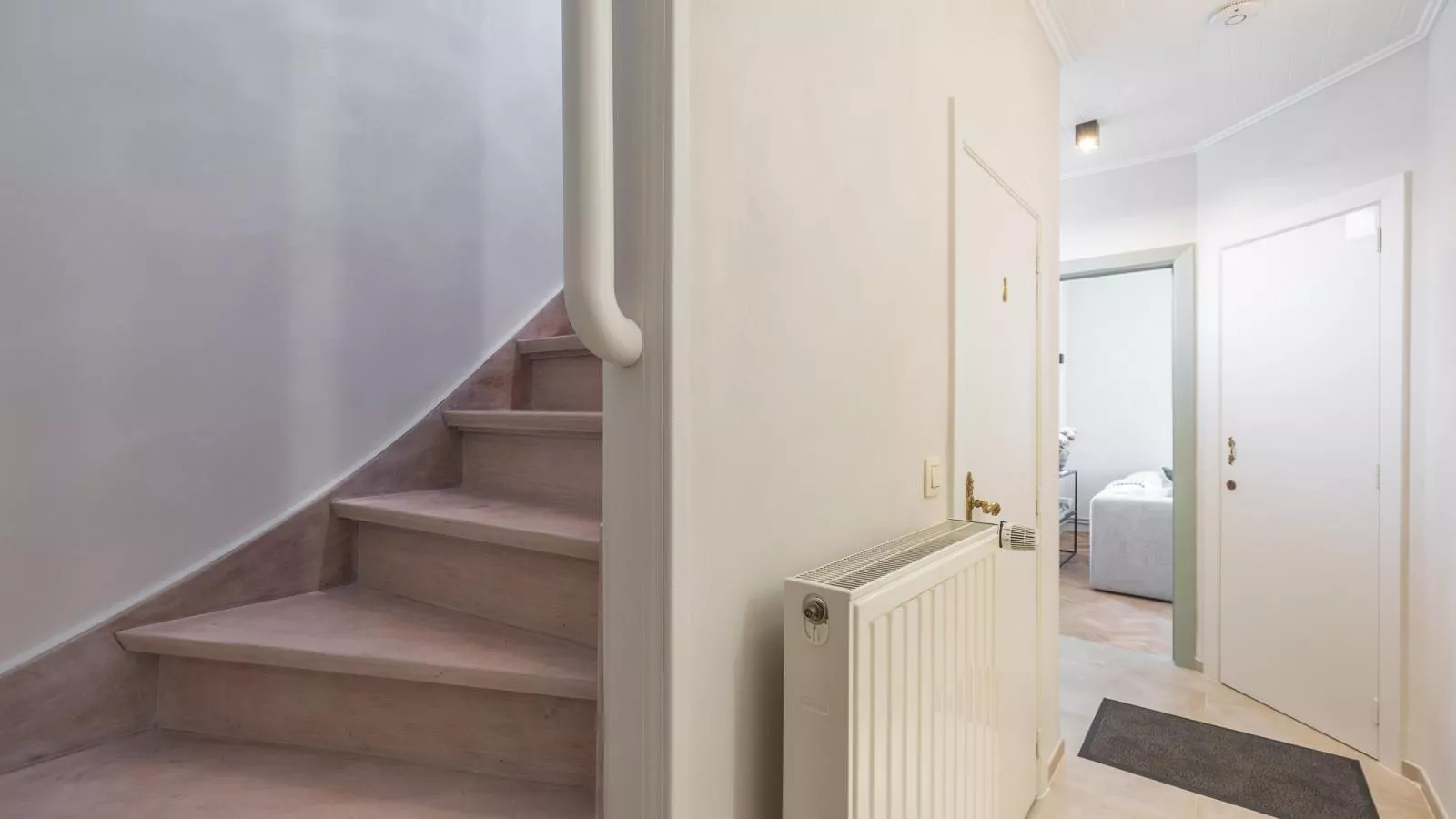 Maison Edith  - + box - Binnen