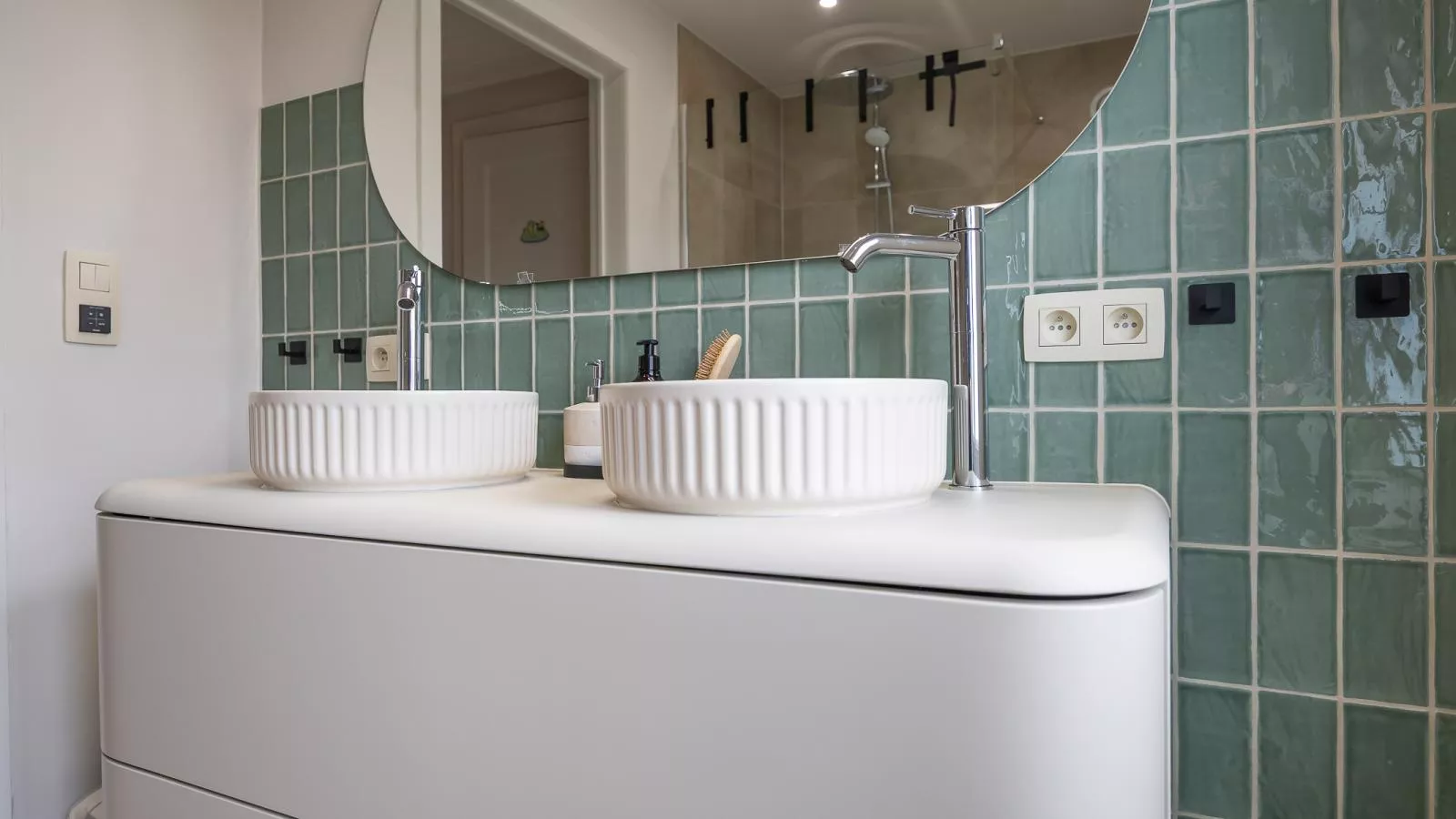 Maison Edith  - + box - Badkamer