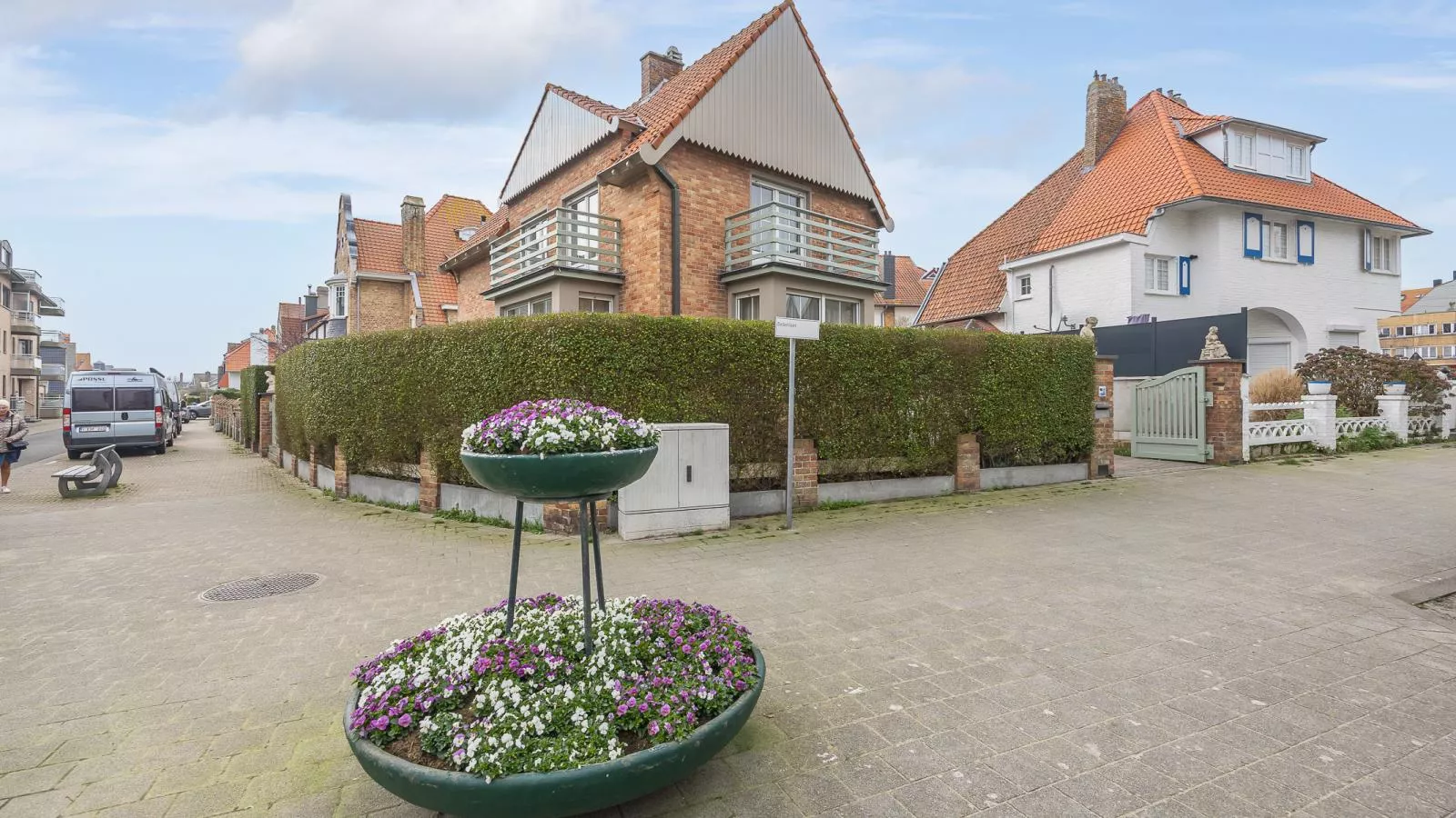 Maison Edith  - + box - Buitenlucht