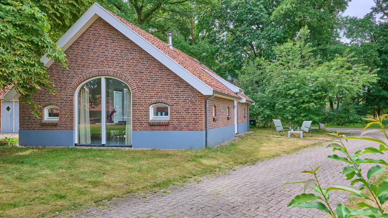 Farmers Lodge Combi - Buitenkant zomer