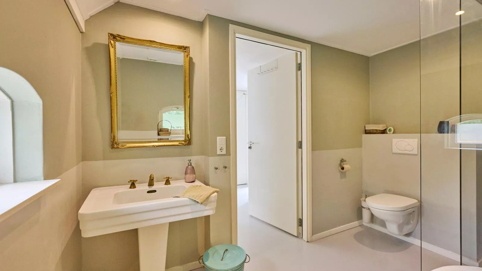 Twente Village - Badkamer