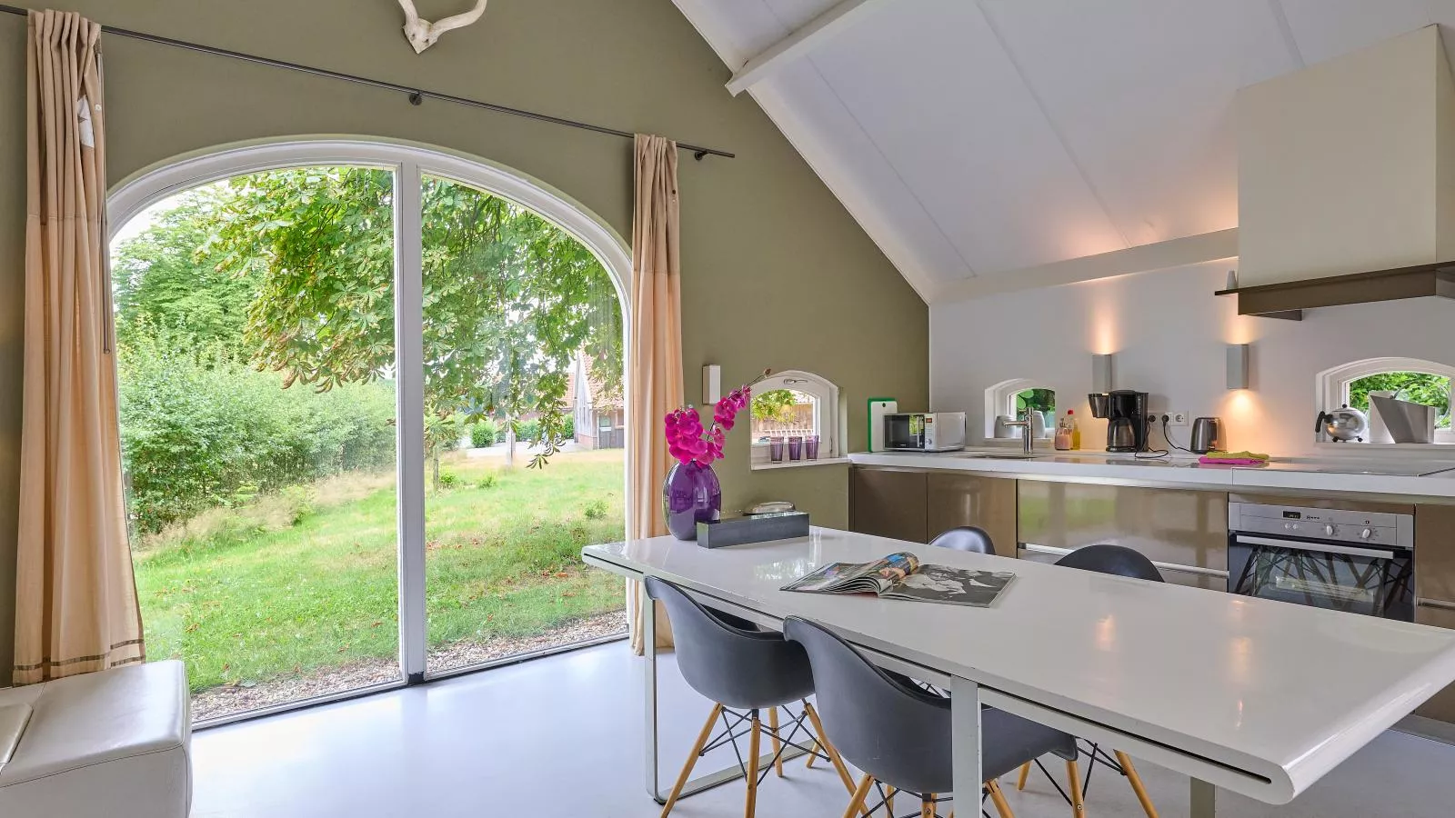 Twente Village - Eetkamer