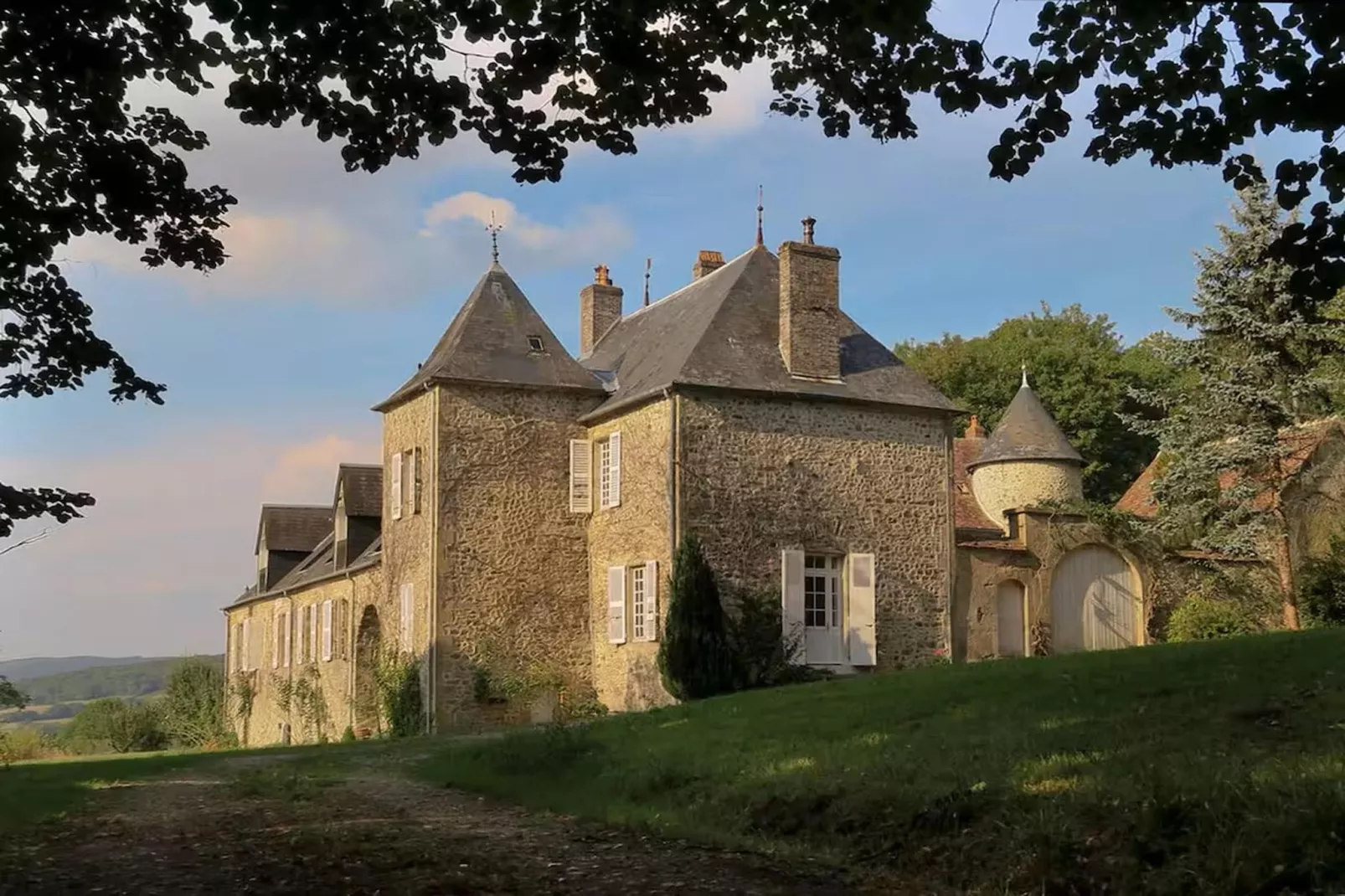 La Tour