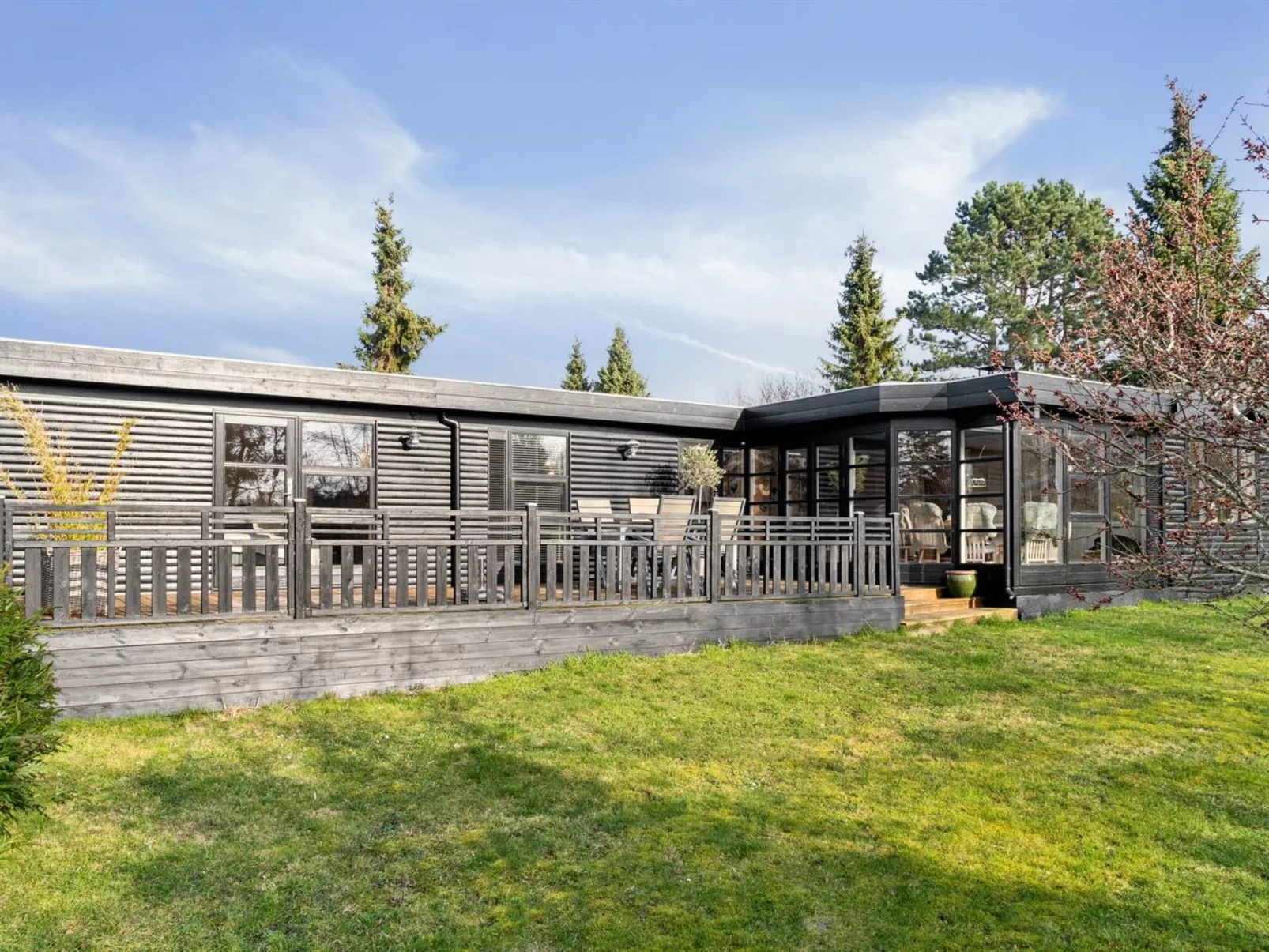 "Arlina" - 750m from the sea