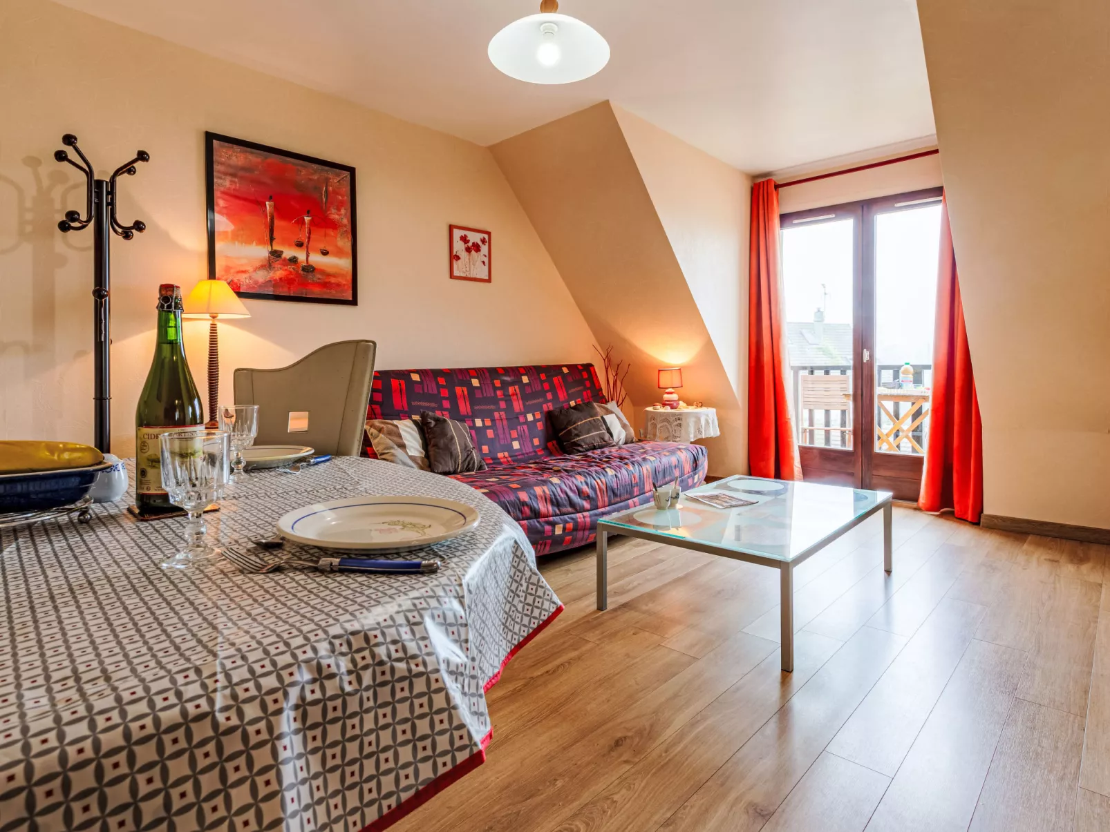 Les Sylvestres - Binnen