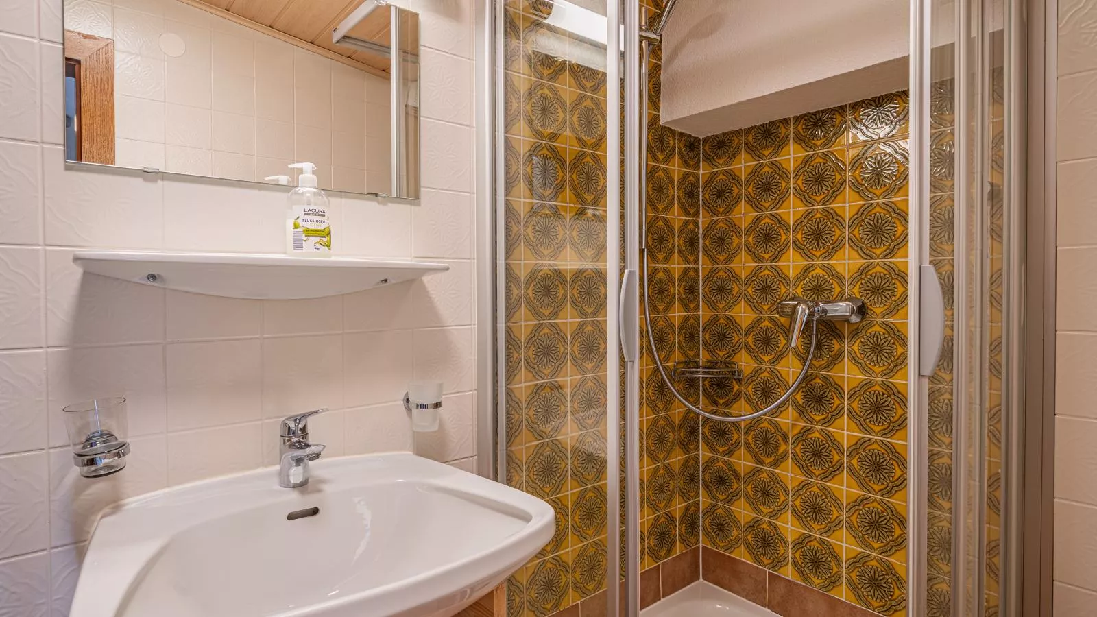 Das Bergnest Salvenblick - Badkamer