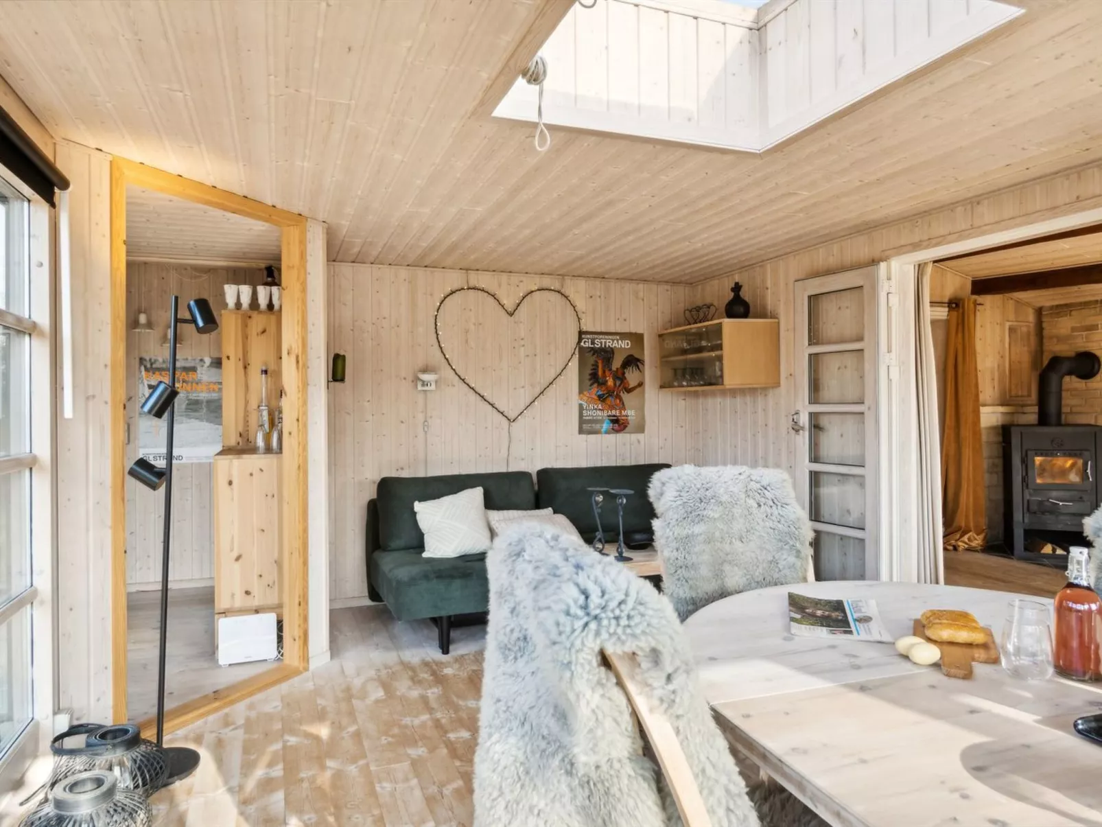 "Arlina" - 750m from the sea - Binnen