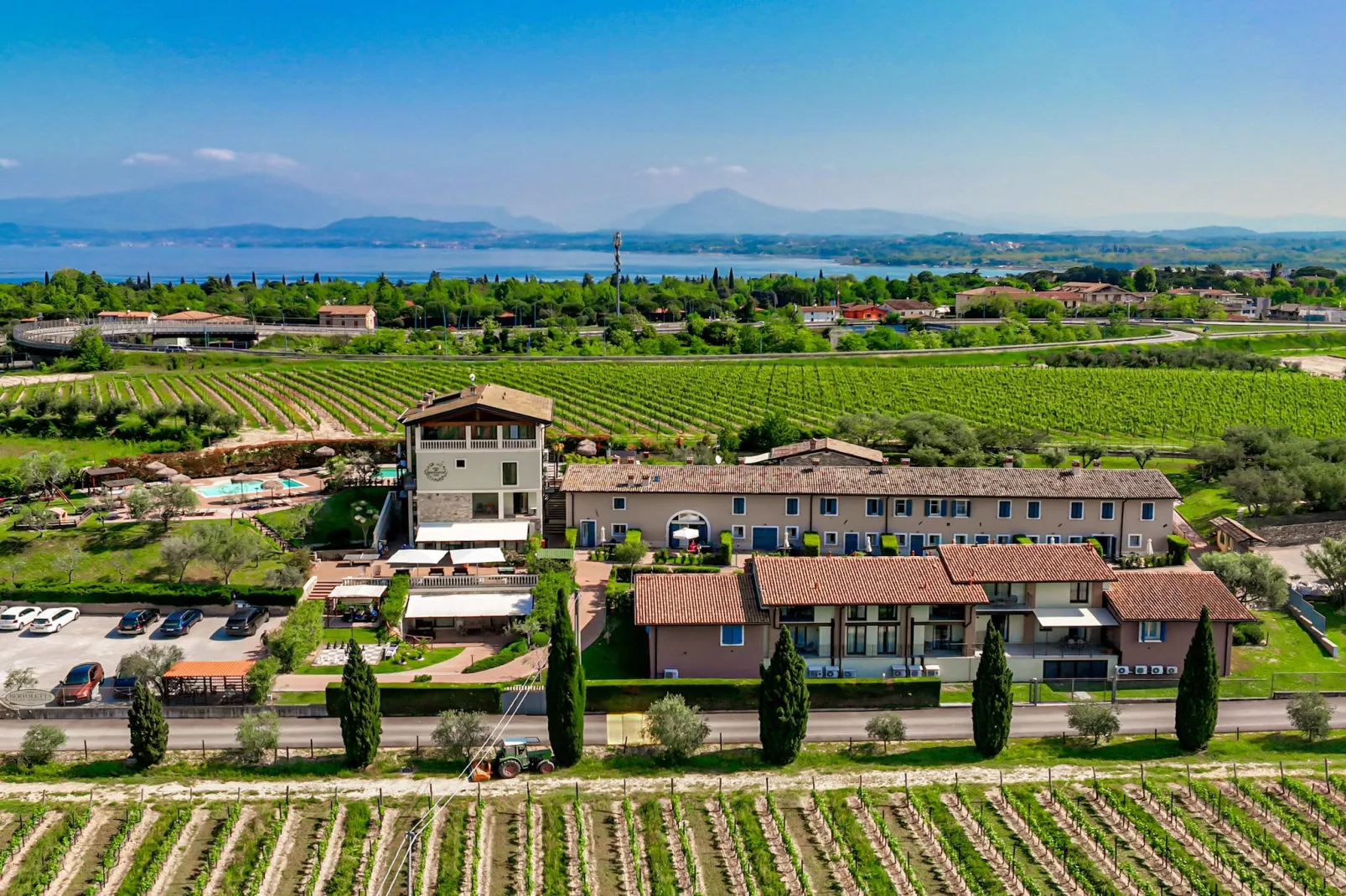 Residence La Bertoletta, Peschiera-bilo - Buitenkant zomer