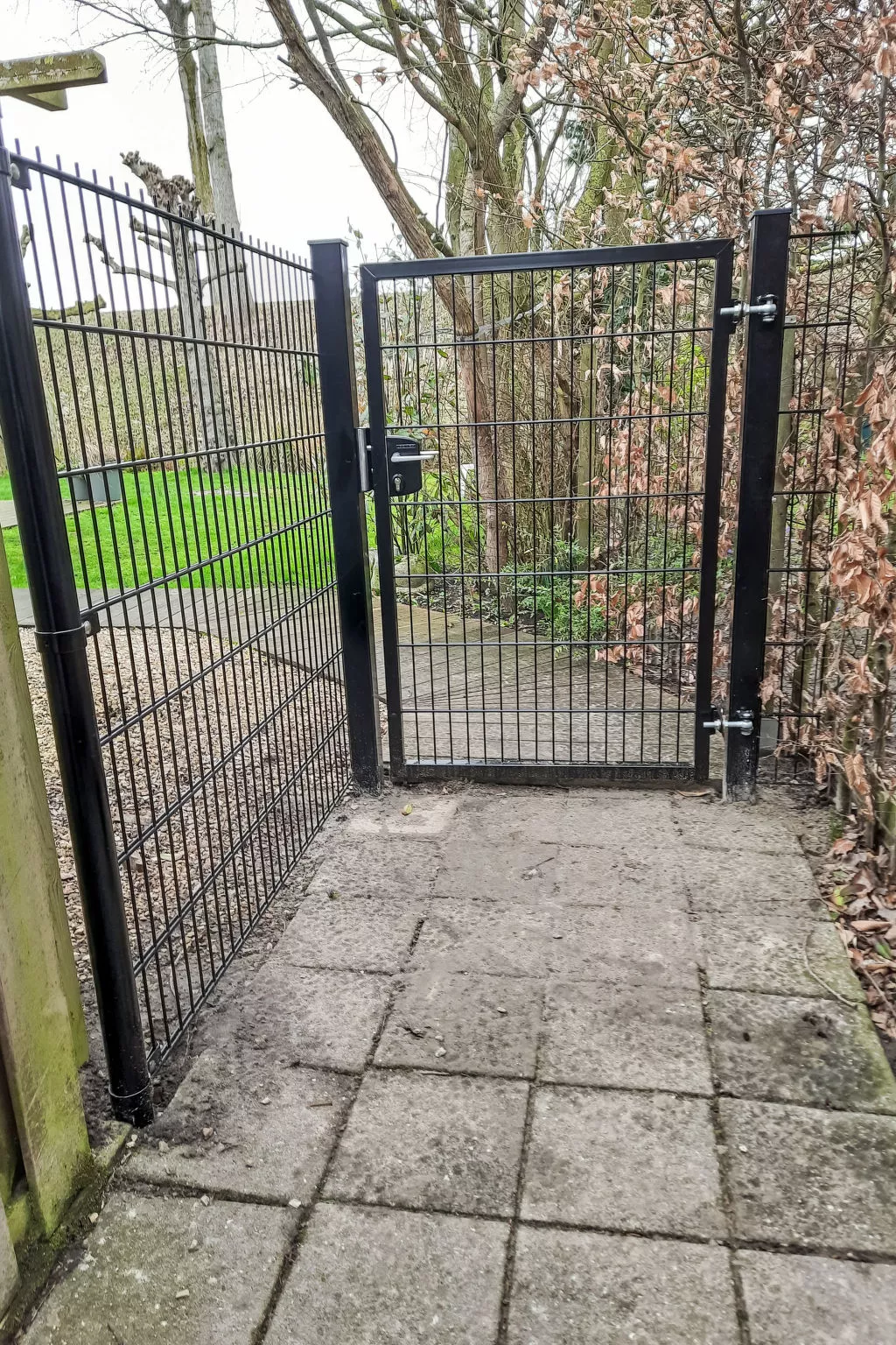 Schöne Familien-Ferienwohnung in Zeeland - Buiten