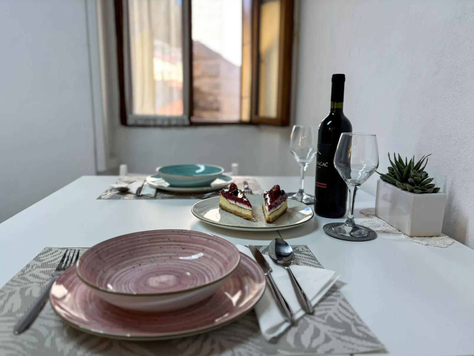 Piccolo Mondo - Binnen