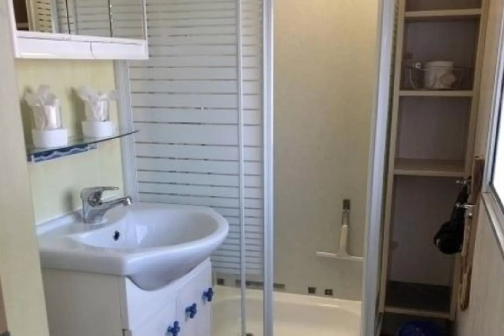 Mobilheim - Badkamer