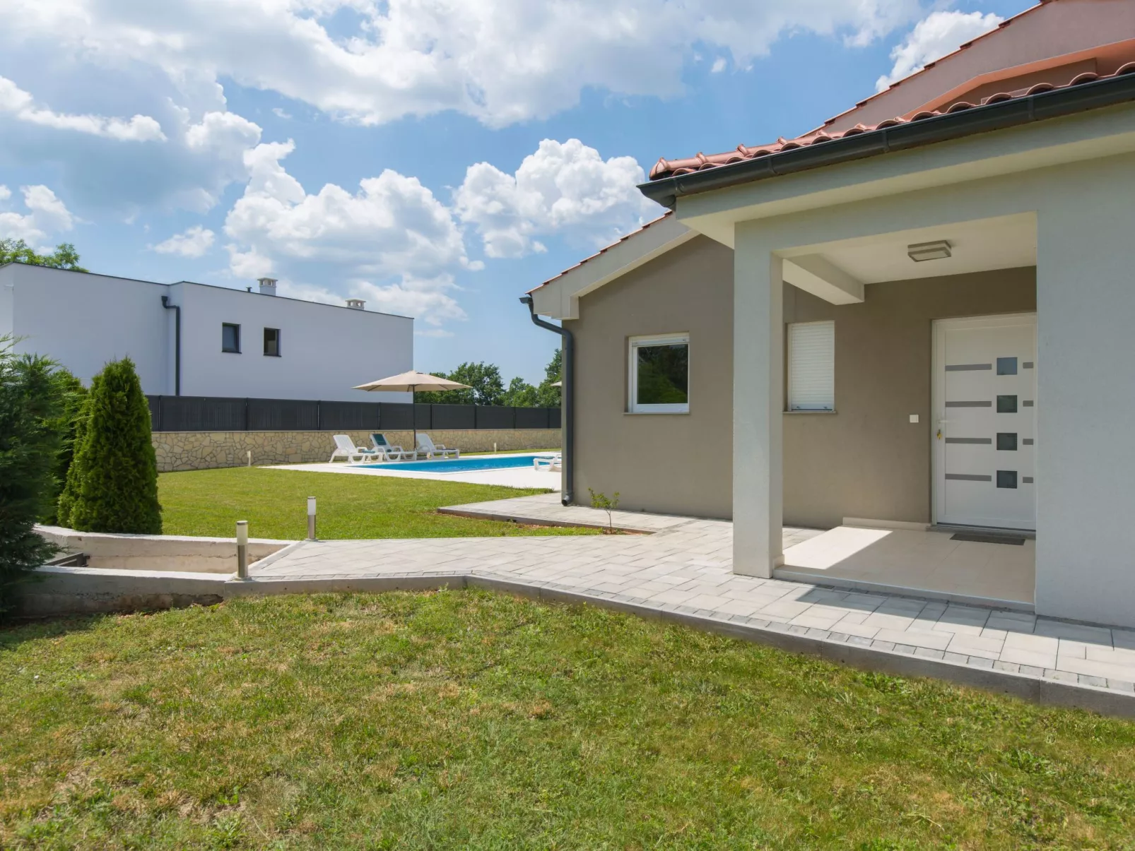 Villa Nikol - Image-tags.info