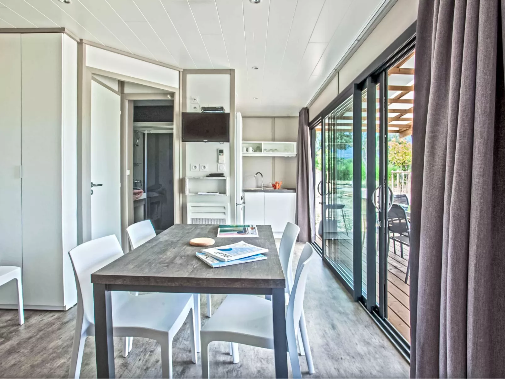 Lodge Premium 5p - Binnen