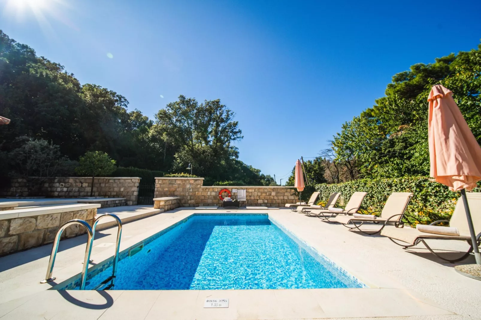 Villa Franica - Zwembad