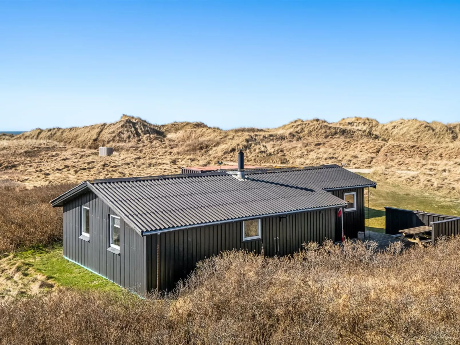 "Valpuri" - 150m from the sea - Buiten