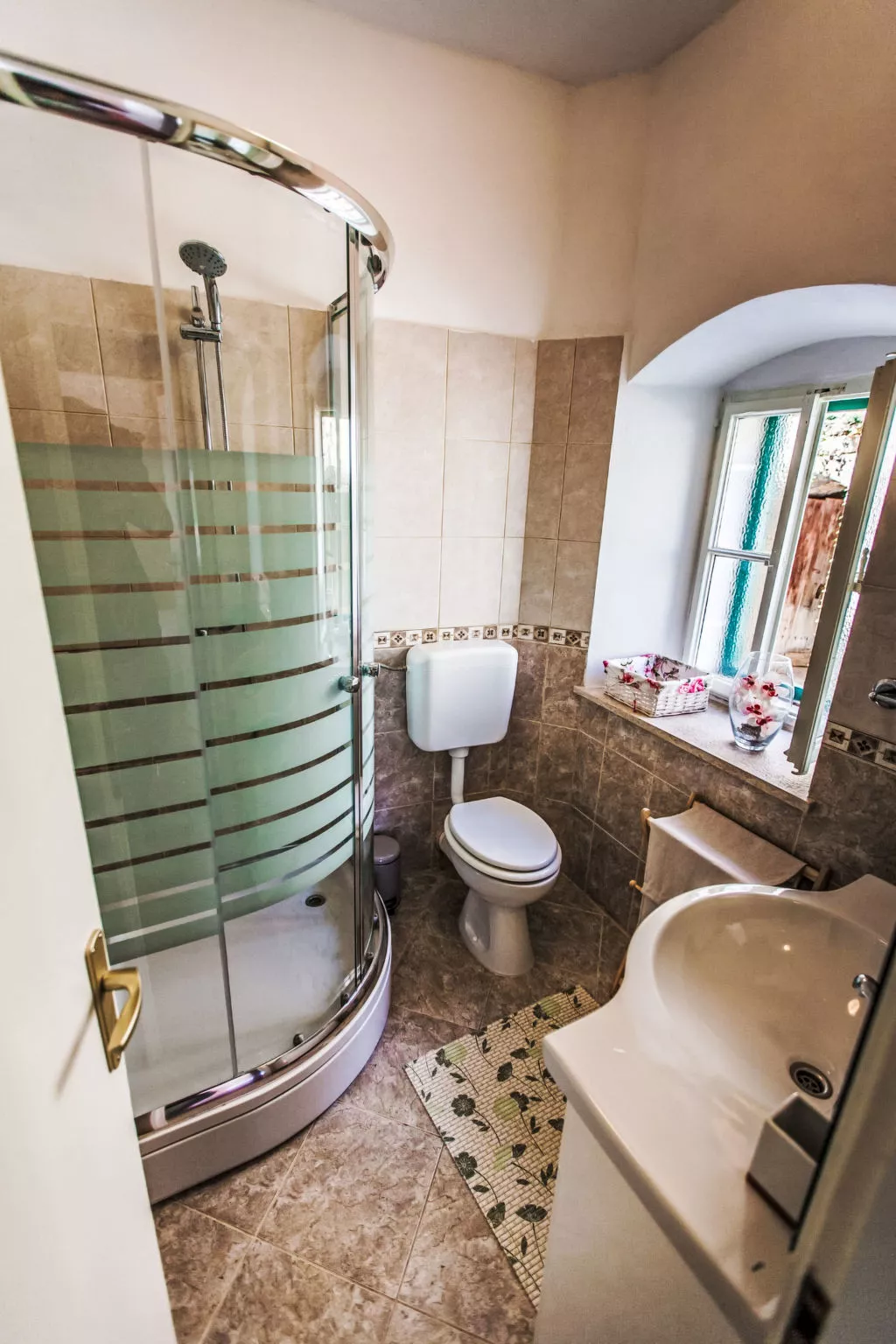 Natura with private pool - Binnen